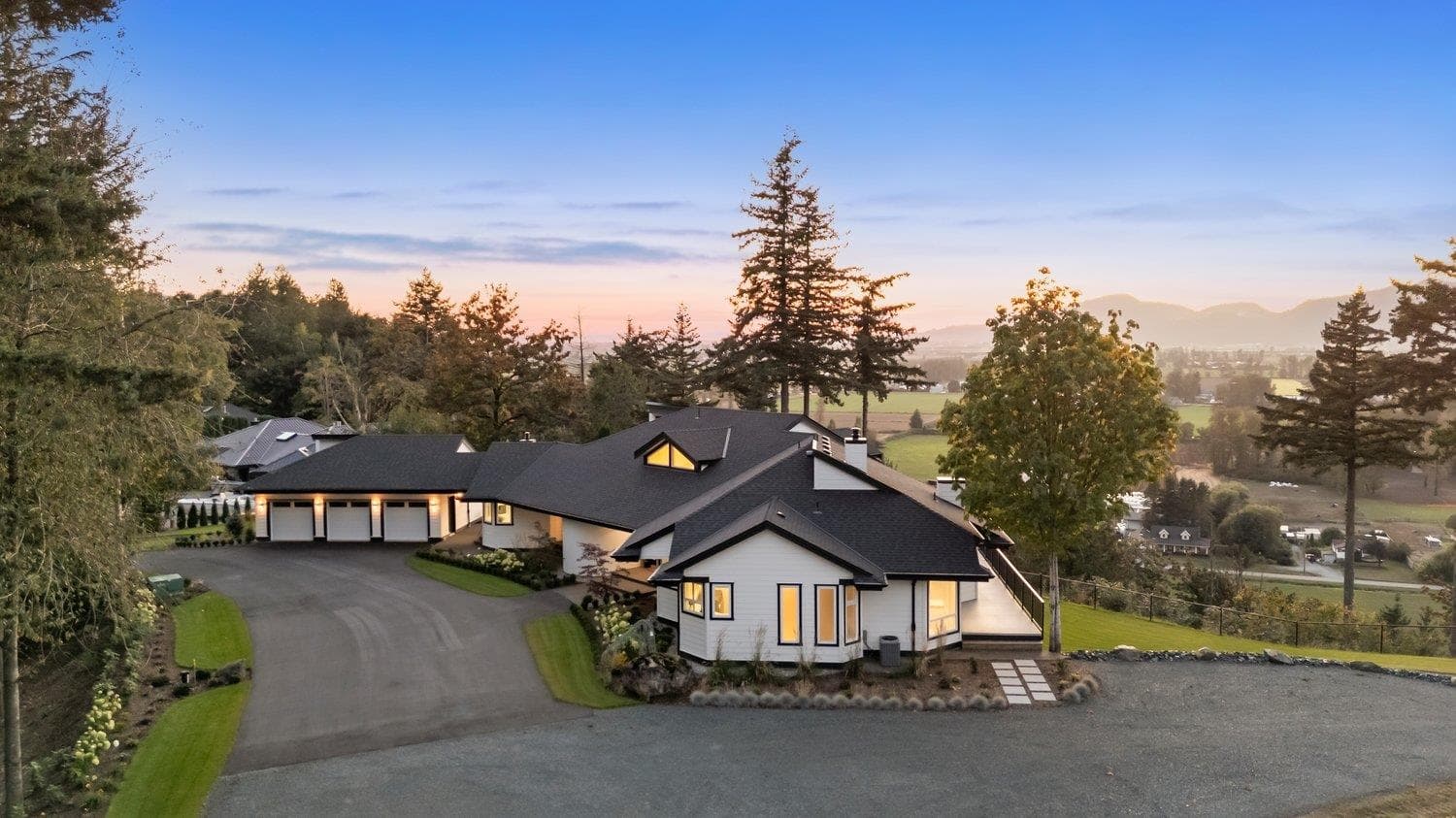 41965 Nikada Drive, Yarrow, V2R 5H2 — photo 2