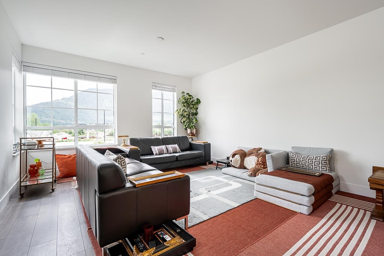37981 Helm Way, Squamish, V8B 2A1 — photo 5