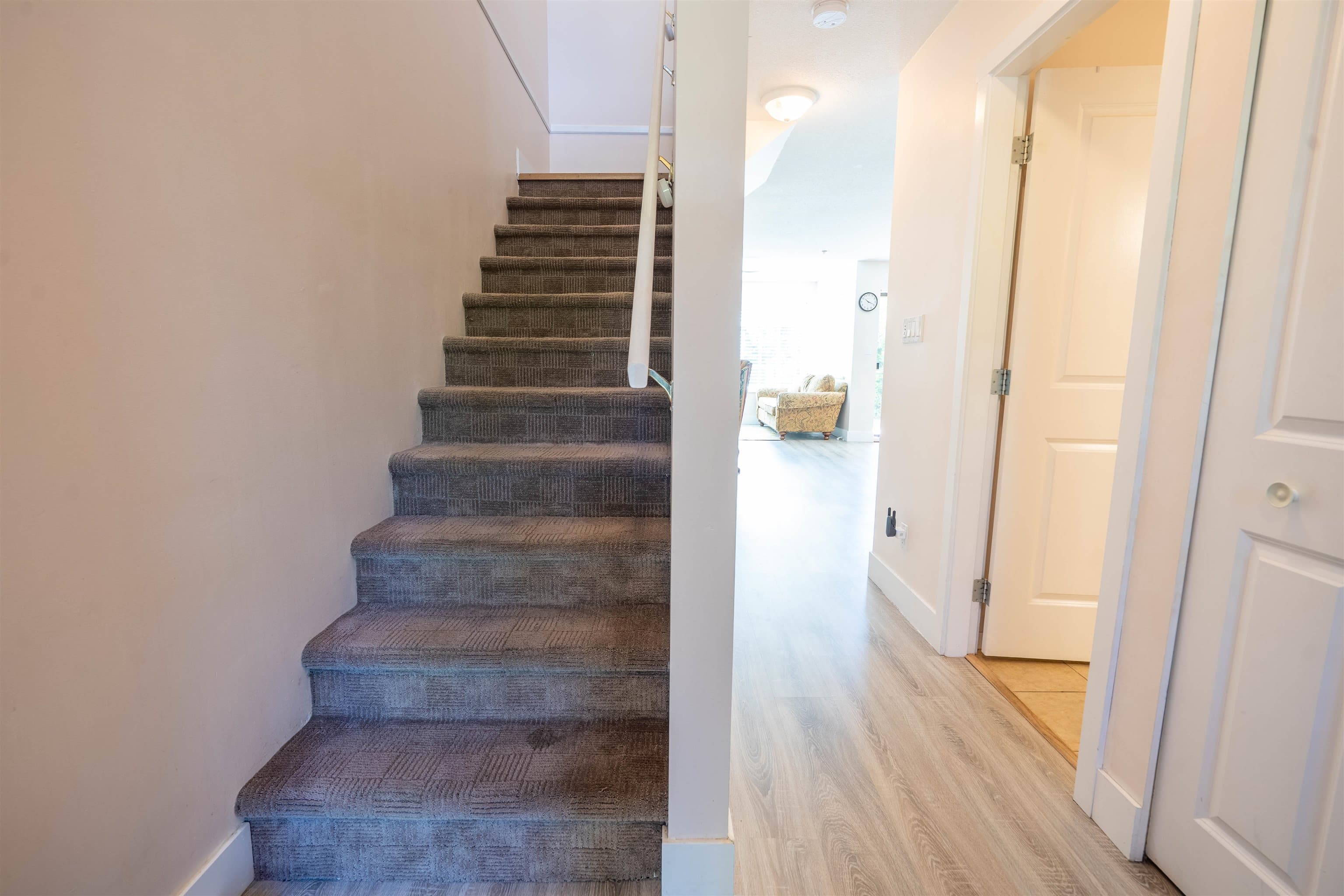 3 - 624 Shaw Road, Gibsons, V0N 1V8 — photo 3