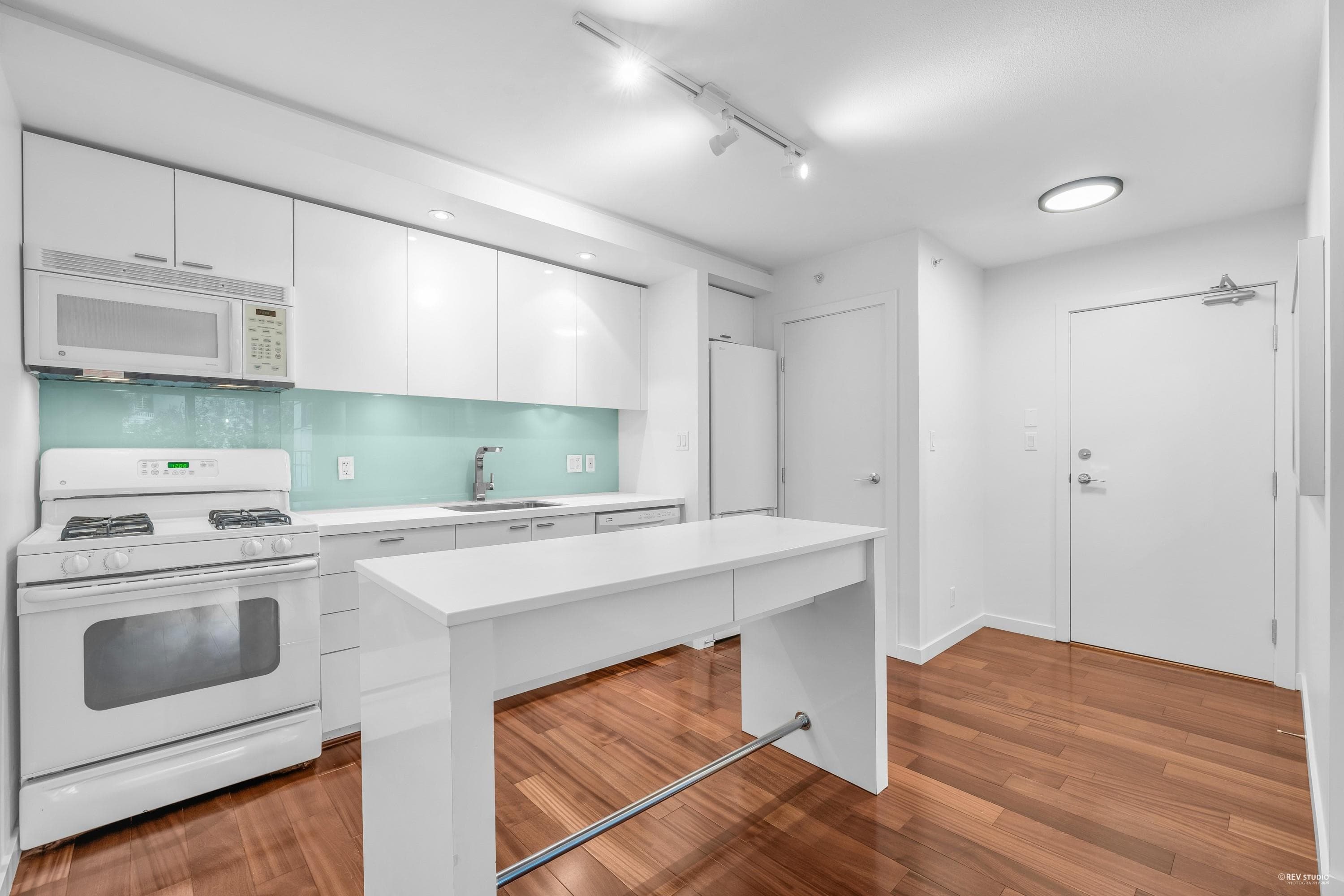 409 - 328 E 11th Avenue, Vancouver, V5T 4W1 — photo 4