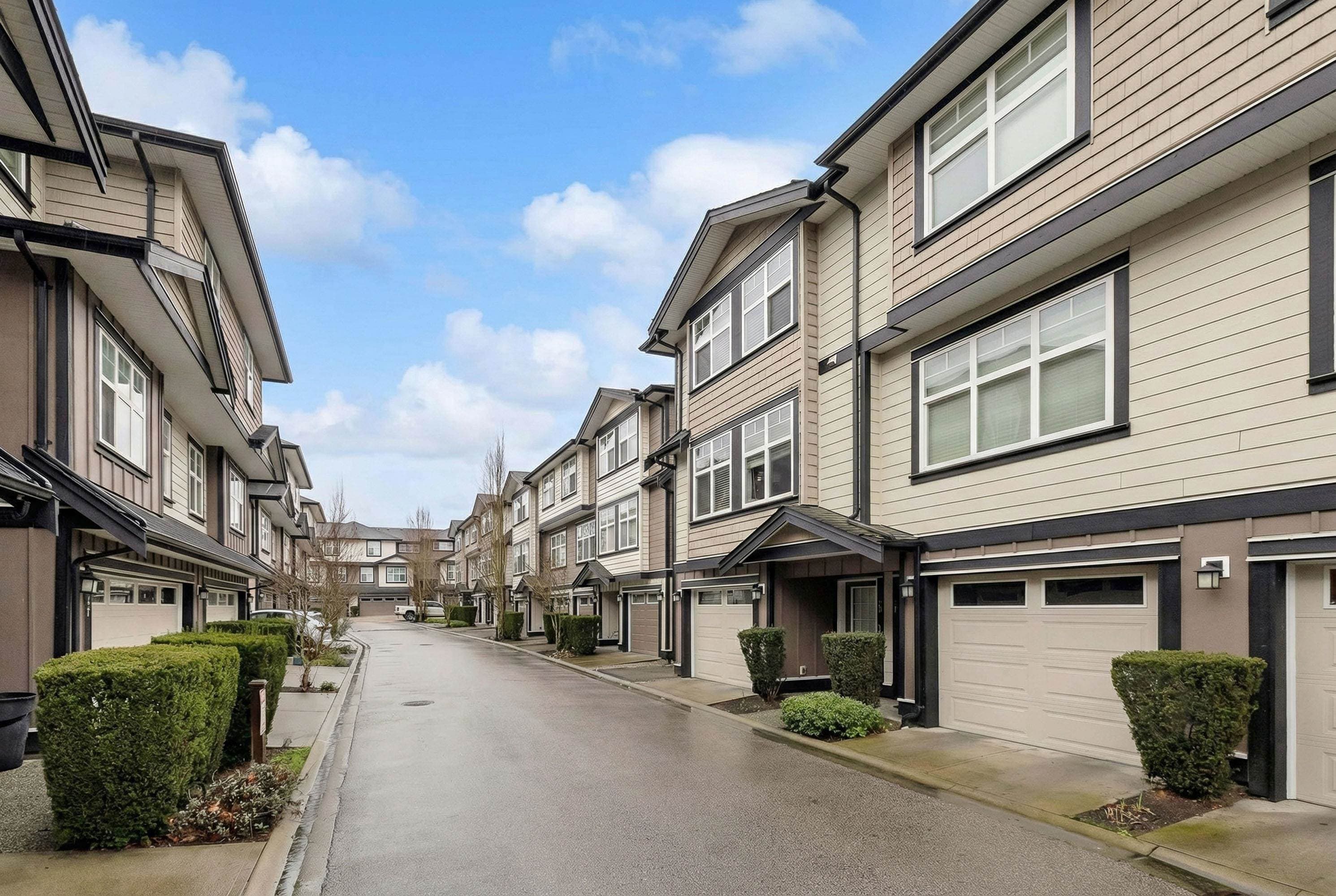 81 - 6350 142 Street, Surrey, V3X 1B8 — photo 2