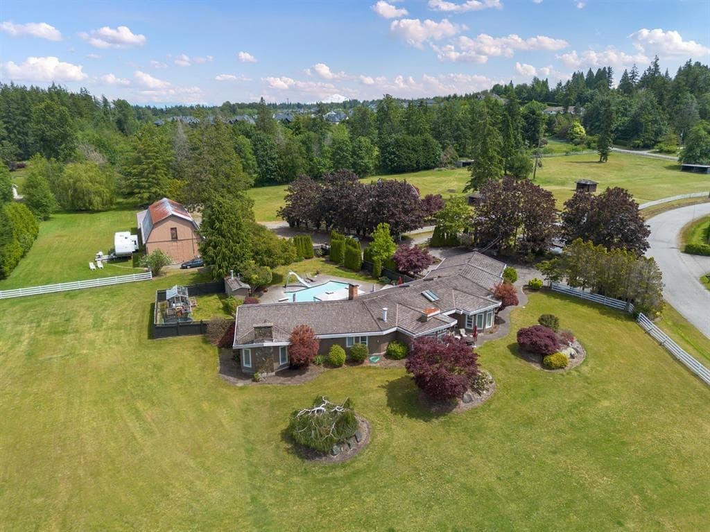 382 194 Street, Surrey, V3Z 9R9 — photo 1