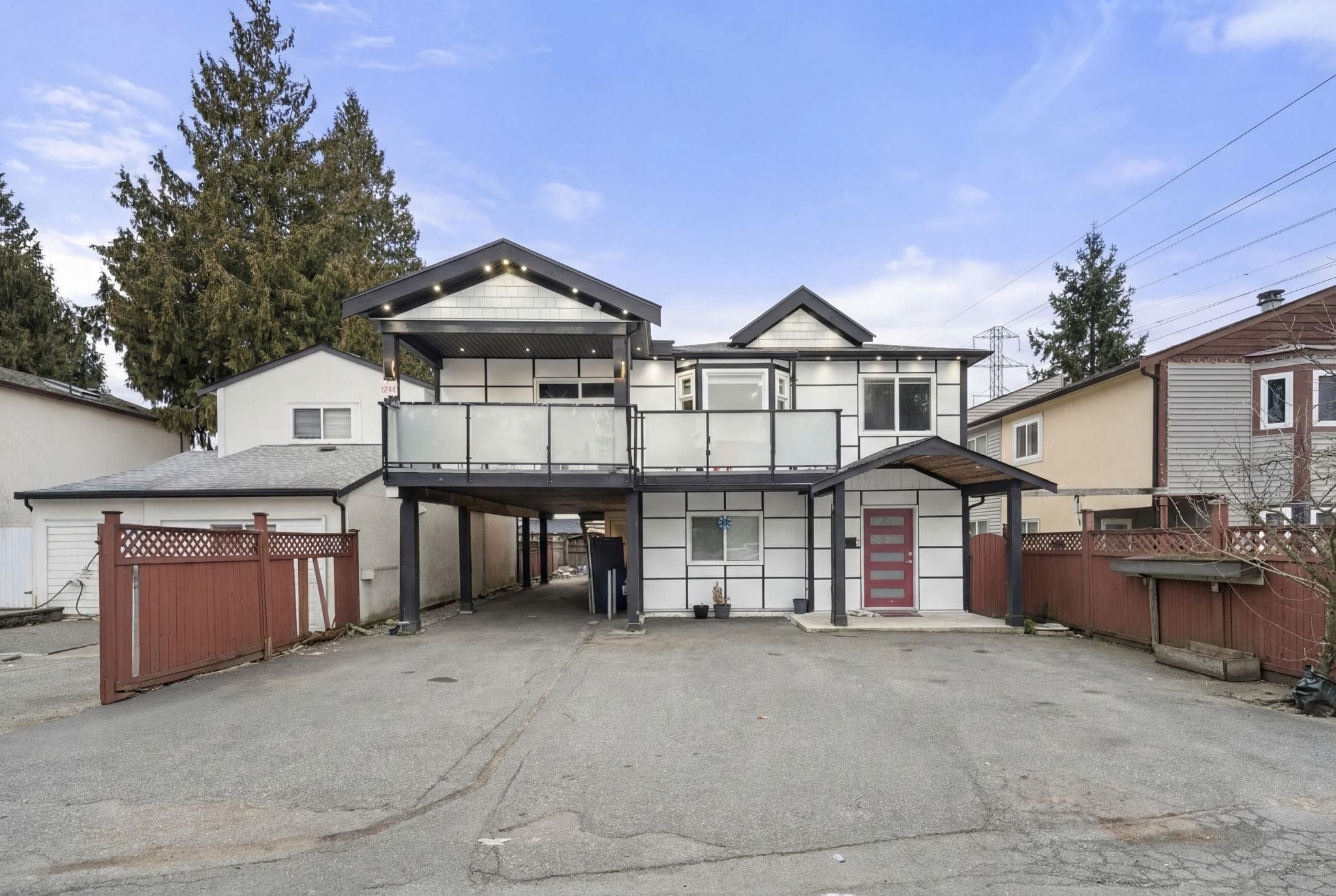 12541 77a Avenue, Surrey, V3W 8P2 — photo 1