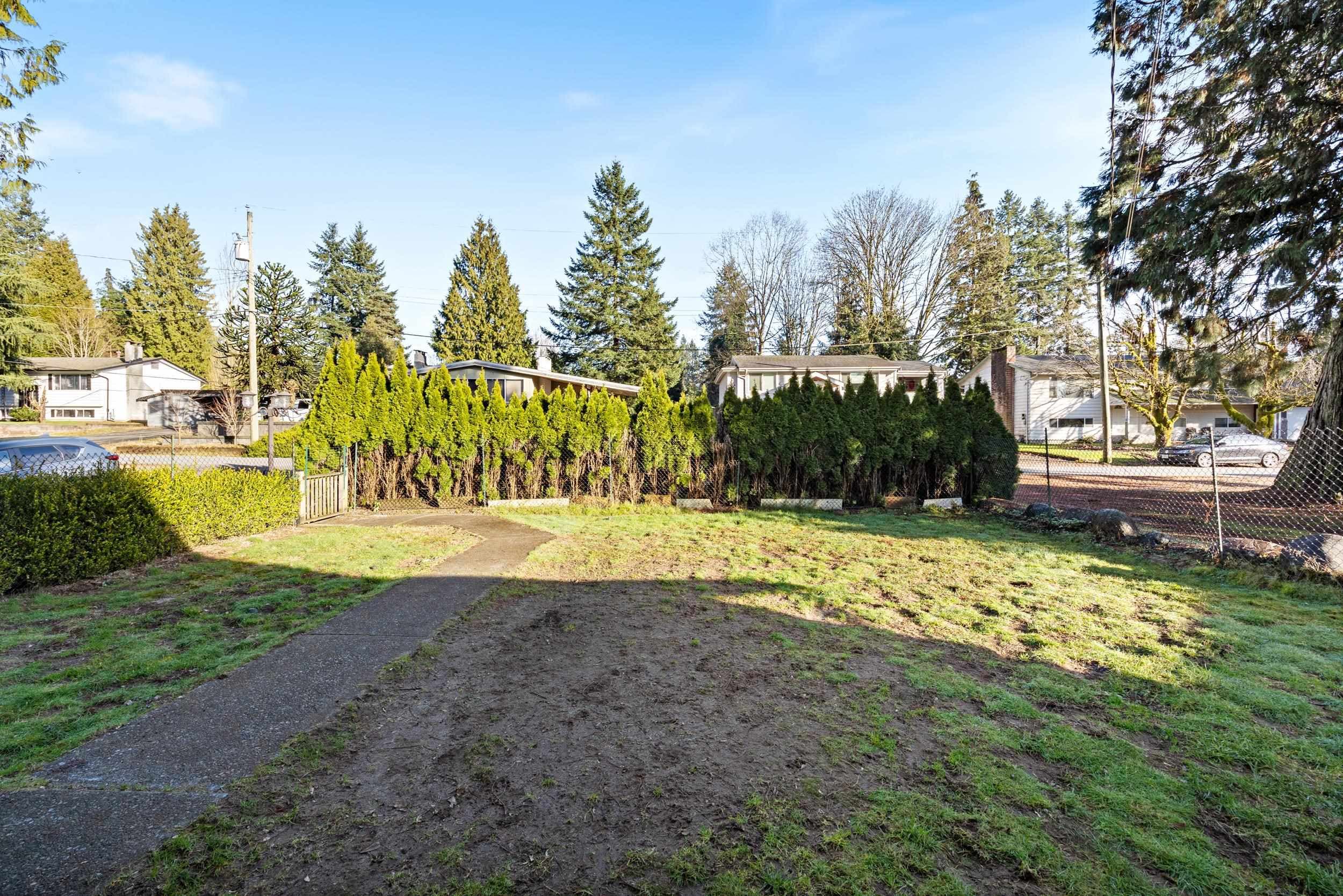 12037 208 Street, Maple Ridge, V2X 4W9 — photo 3
