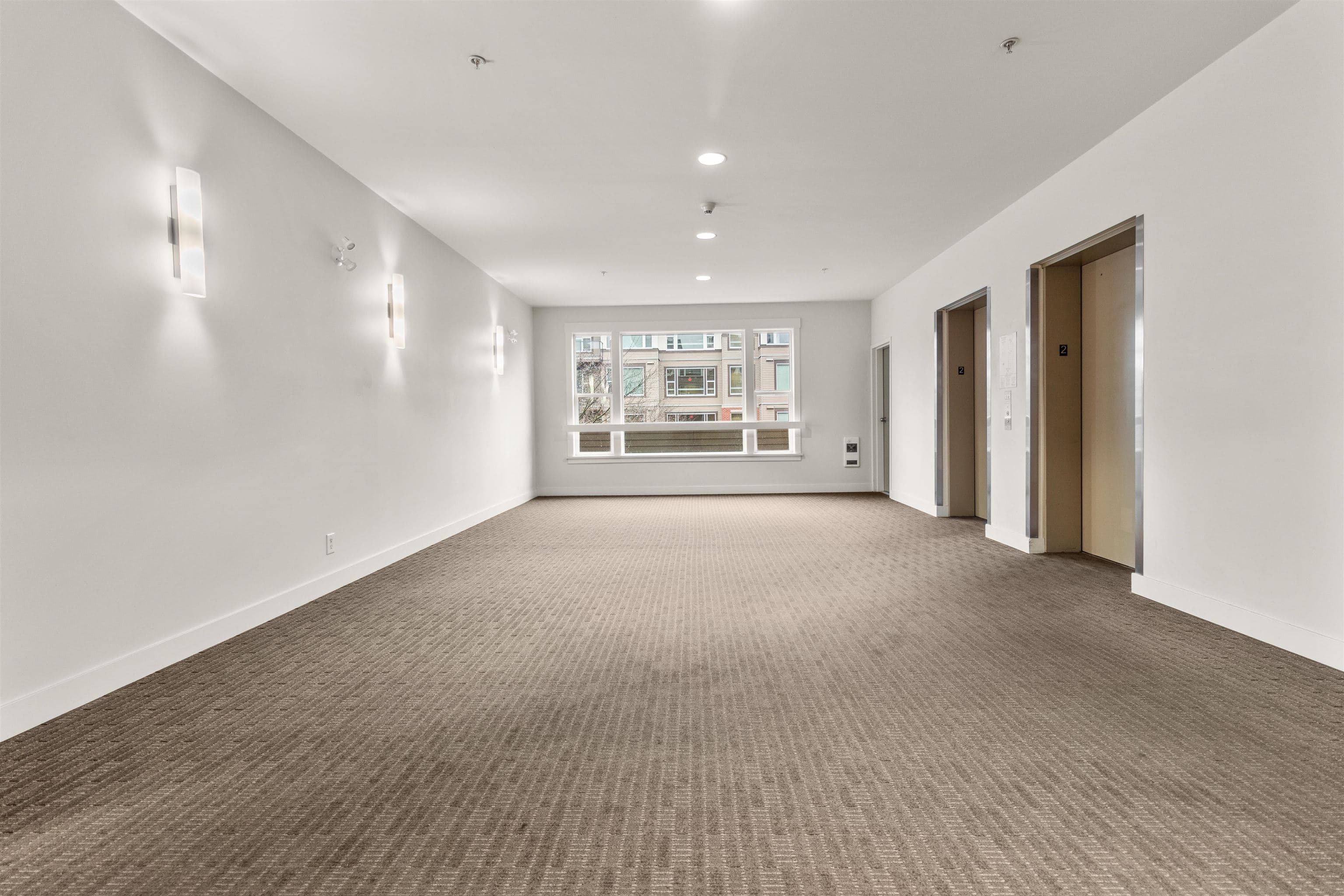 207 - 33539 Holland Avenue, Abbotsford, V2S 0C6 — photo 4
