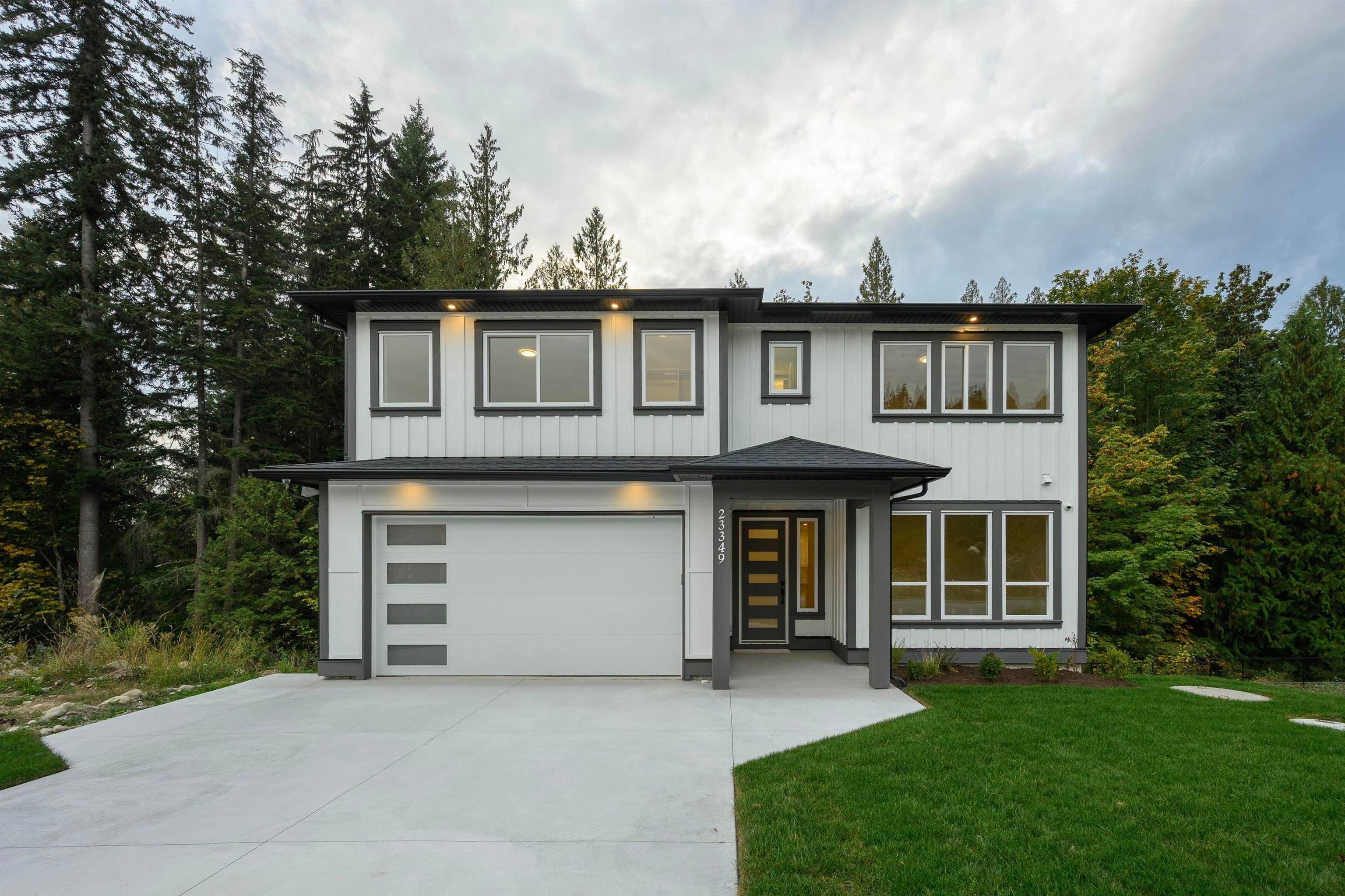 23349 Cross Road, Maple Ridge, V4R 0C8 — photo 1