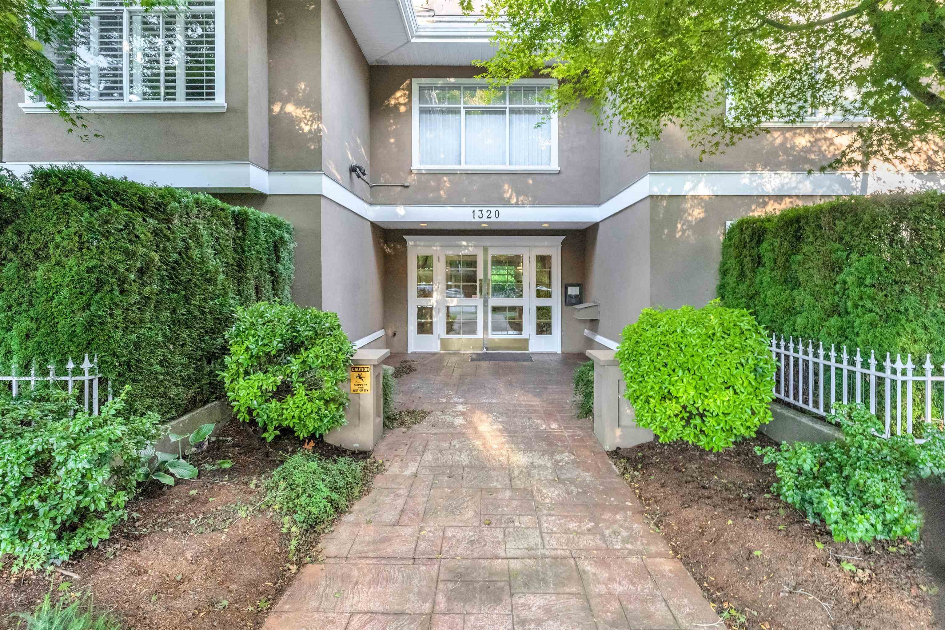 205 - 1320 55 Street, Delta, V4M 3K3 — photo 3