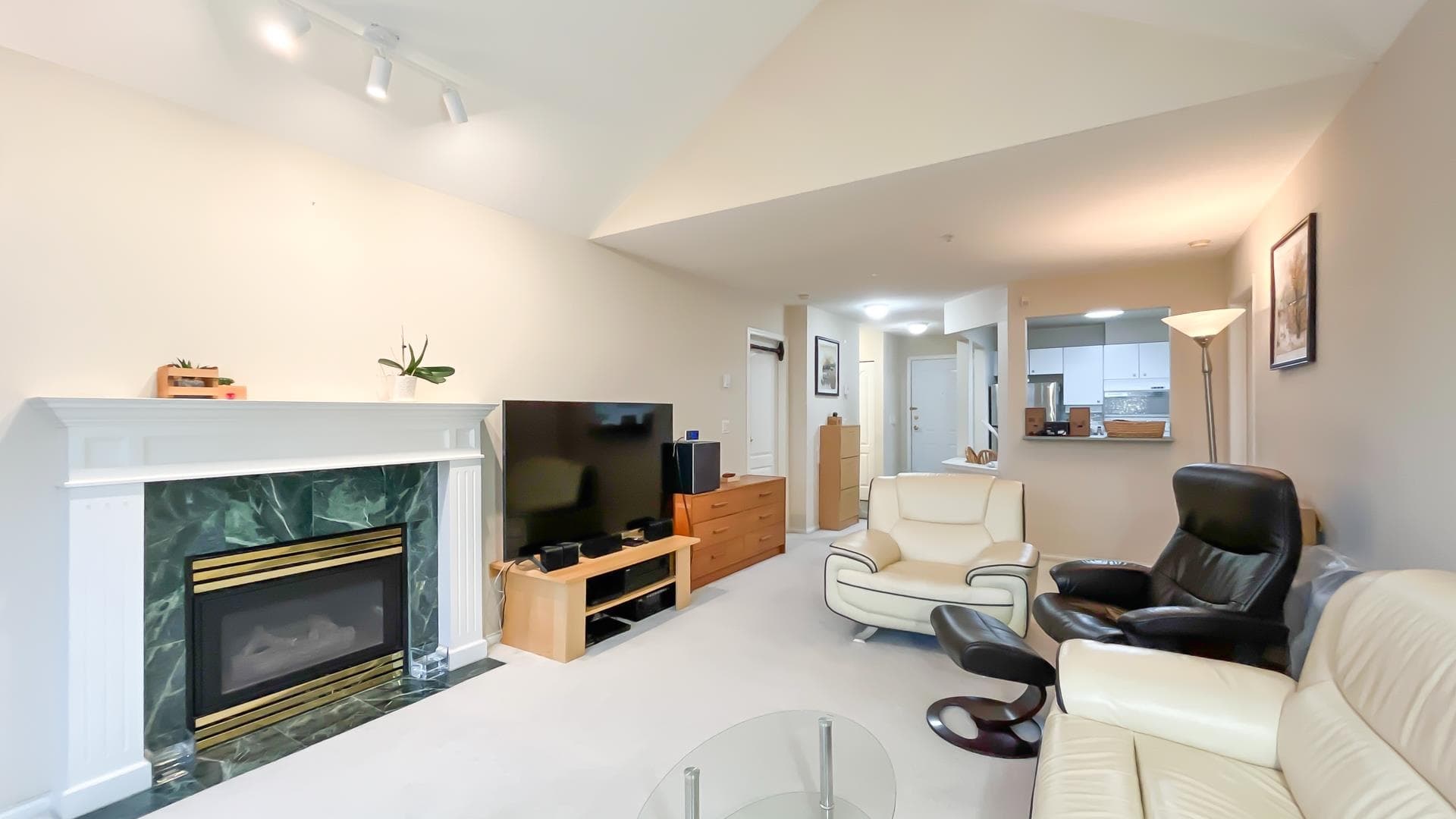 425 - 5888 Dover Crescent, Richmond, V7C 5R9 — photo 4
