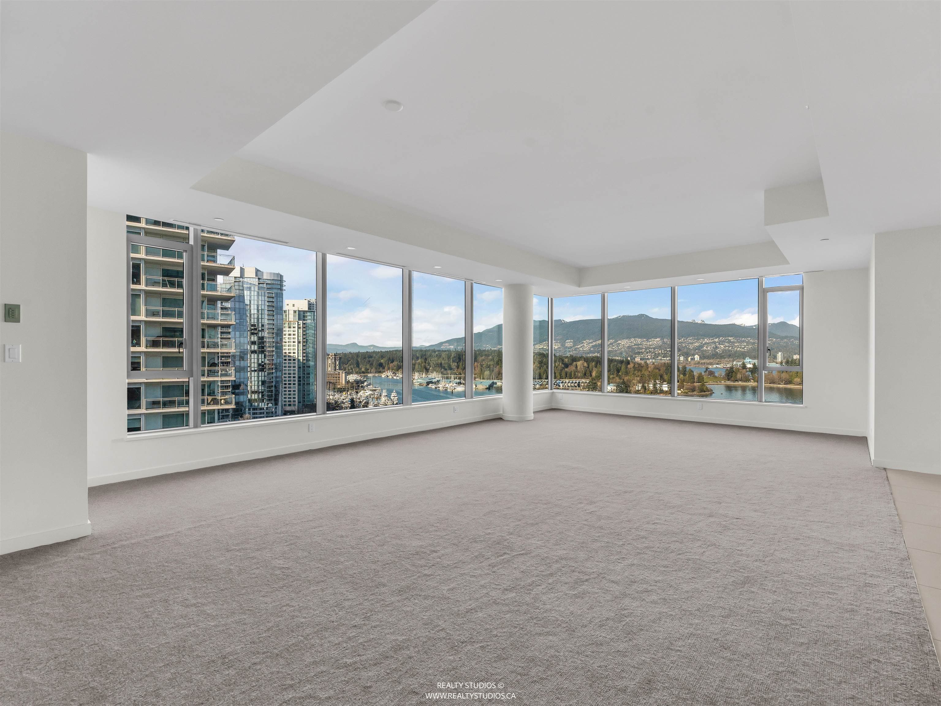 1301 - 277 Thurlow Street, Vancouver, V6C 0C1 — photo 5