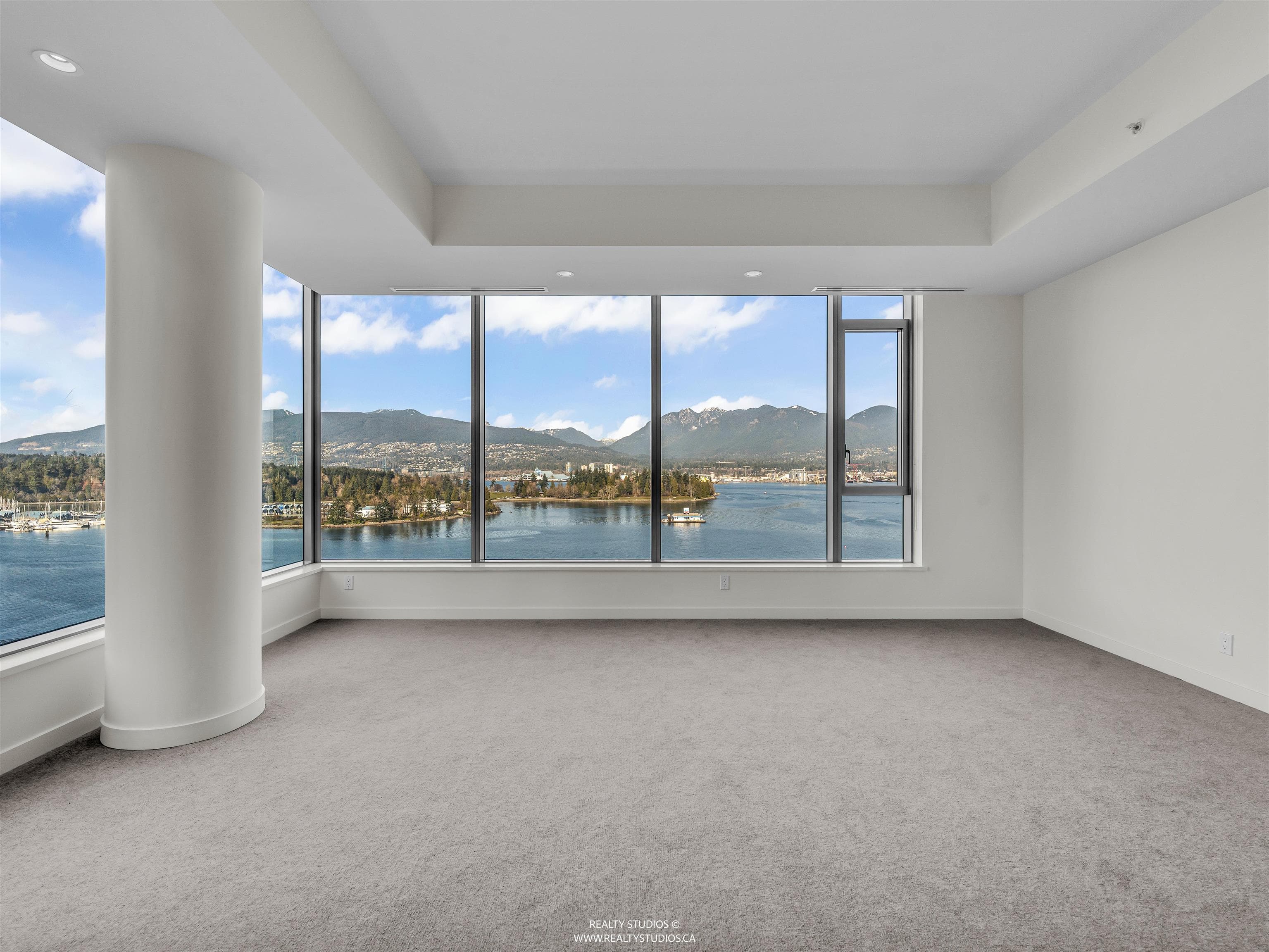 1301 - 277 Thurlow Street, Vancouver, V6C 0C1 — photo 4