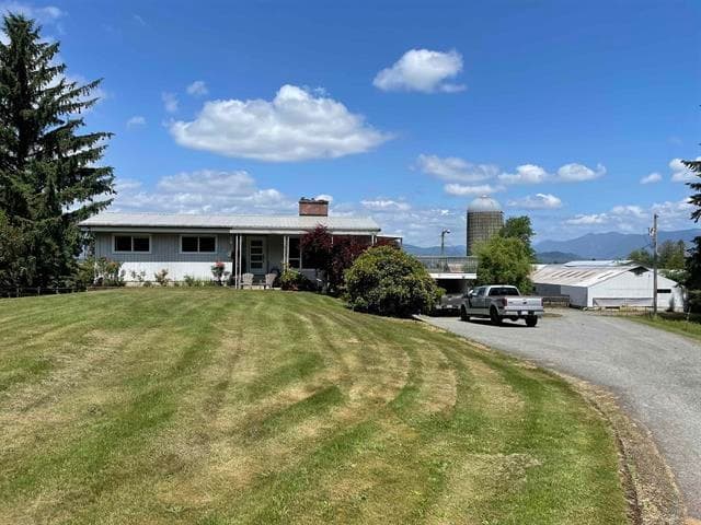 32383 Downes Road, Abbotsford, V2T 1X3 — photo 4