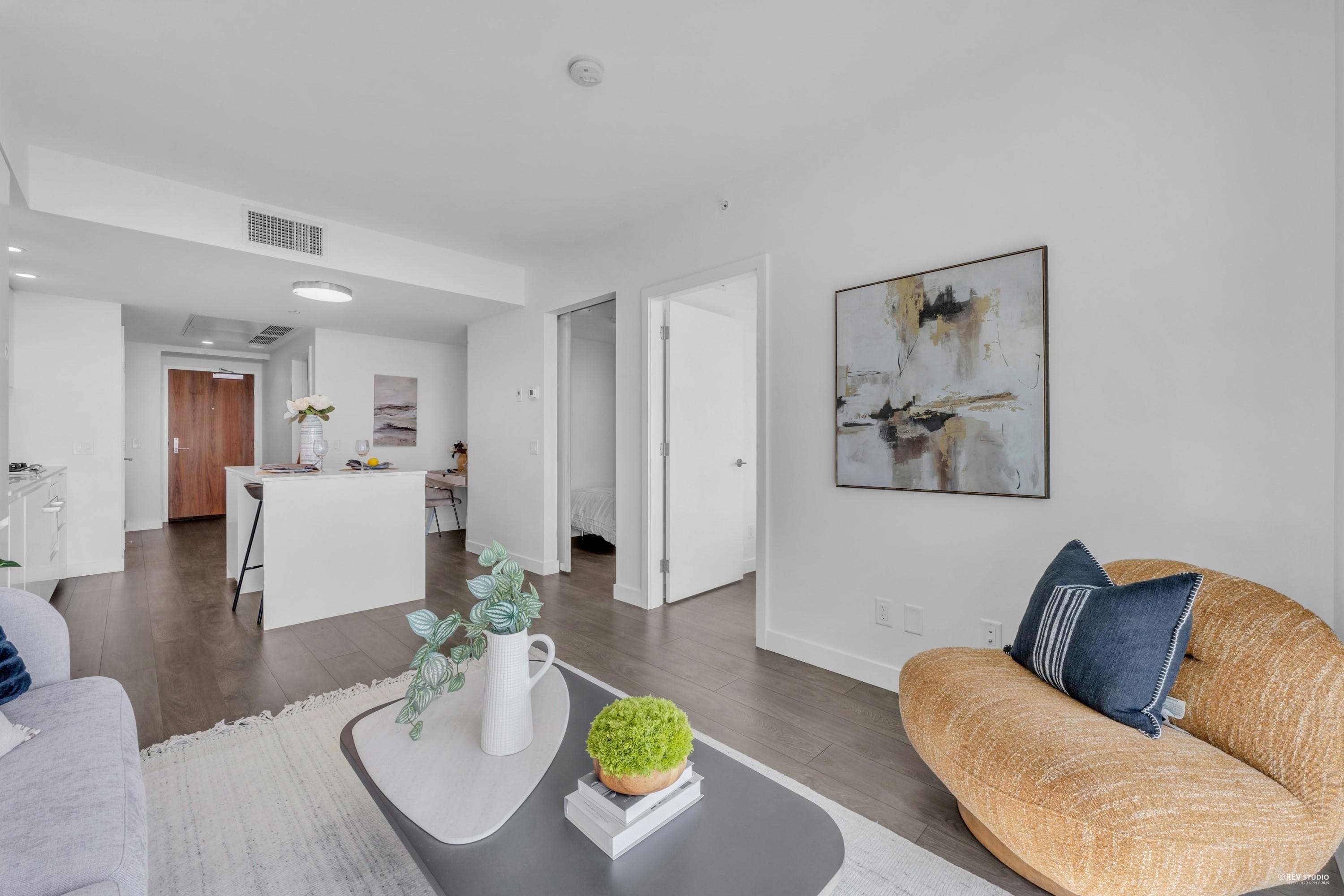 1105 - 6463 Silver Avenue, Burnaby, V5H 0K4 — photo 4