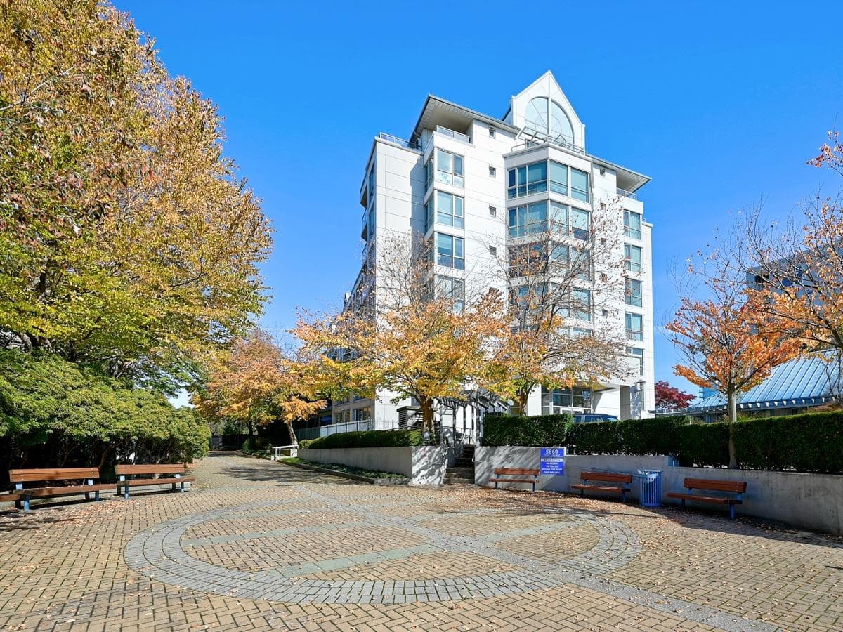 201 - 5860 Dover Crescent, Richmond, V7C 5R7 — photo 3