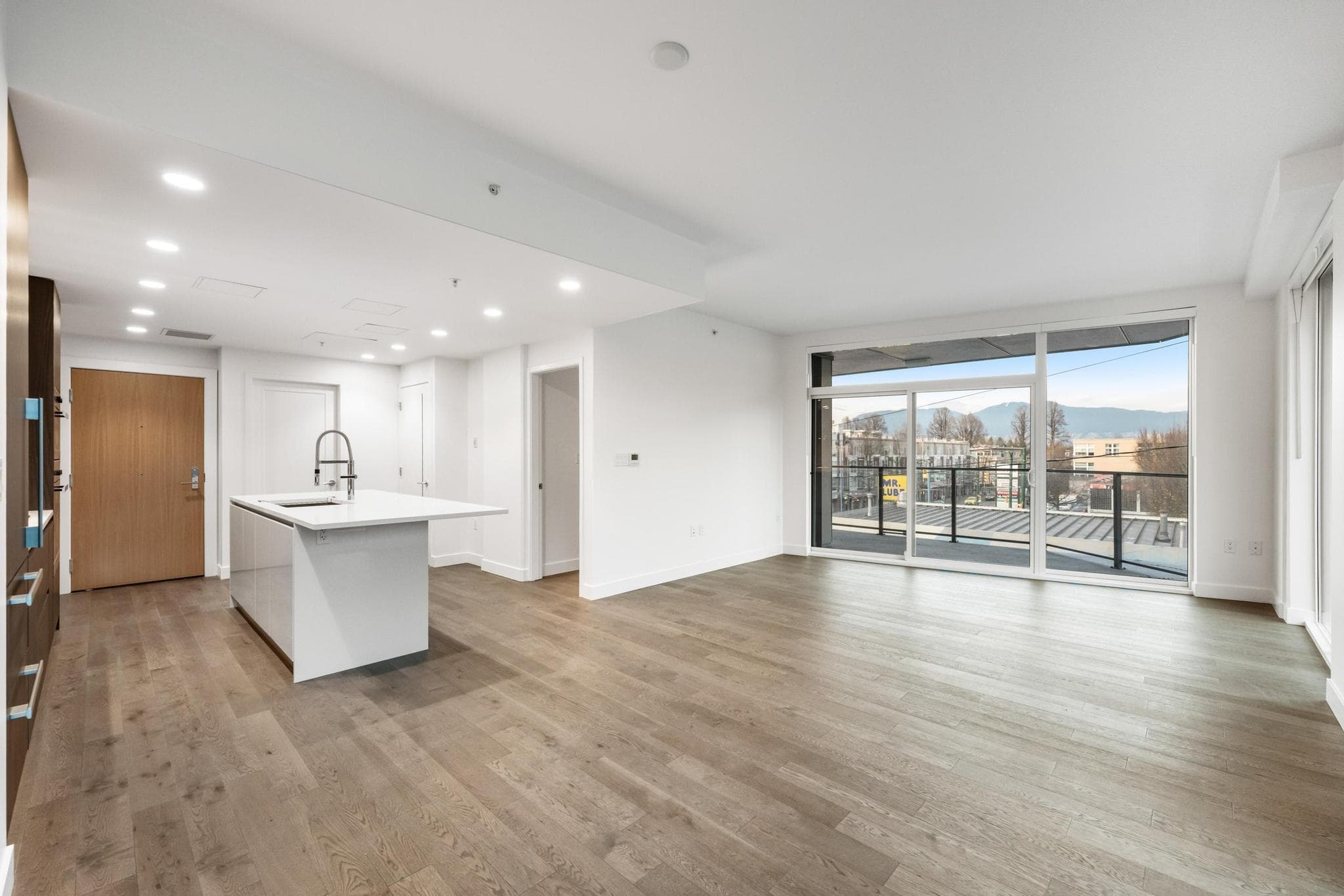 302 - 2888 Arbutus Street, Vancouver, V6J 0J1 — photo 1