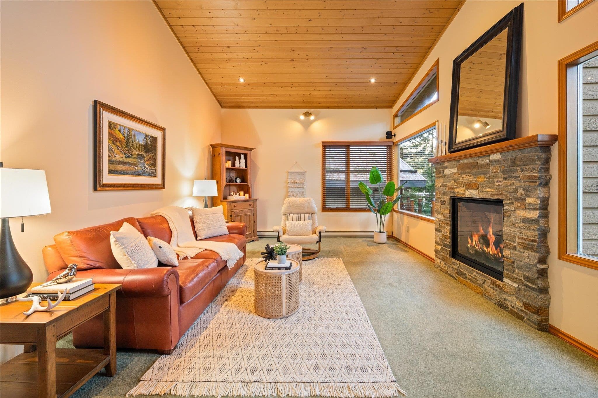 3205 Arbutus Drive, Whistler, V8E 0B8 — photo 3