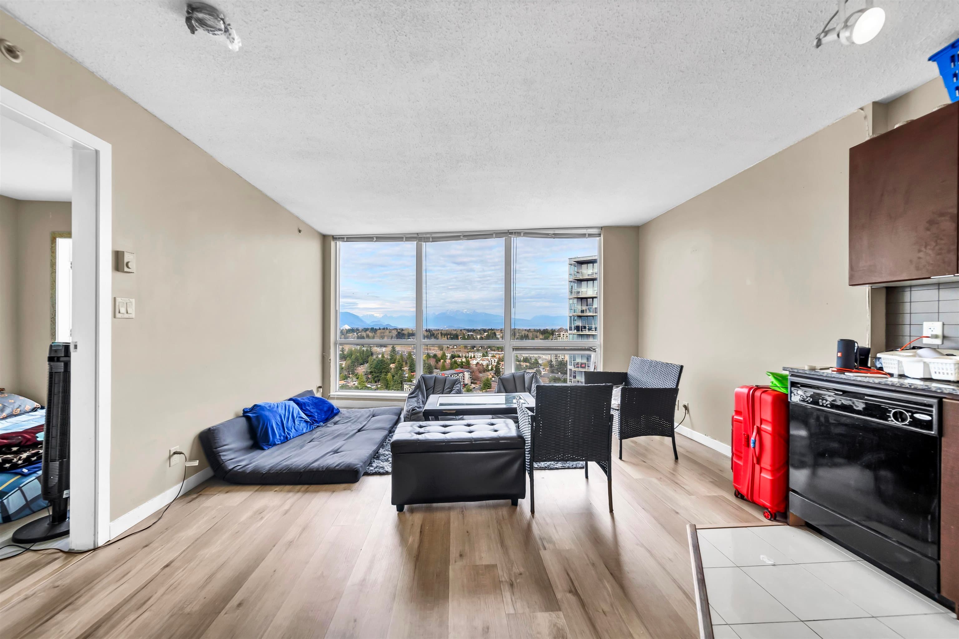 3306 - 13618 100 Avenue, Surrey, V3T 0A8 — photo 4