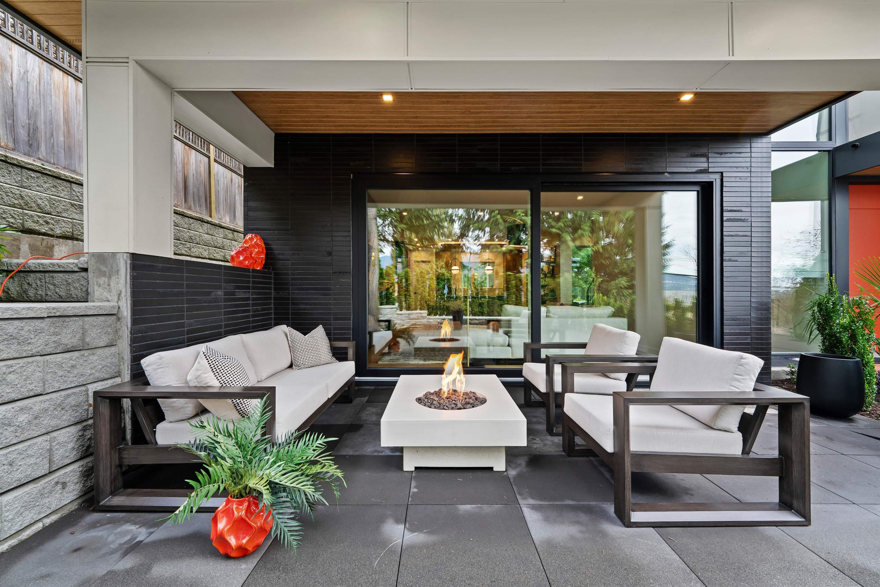 4528 Skyline Drive, North Vancouver, V7R 3H1 — photo 5