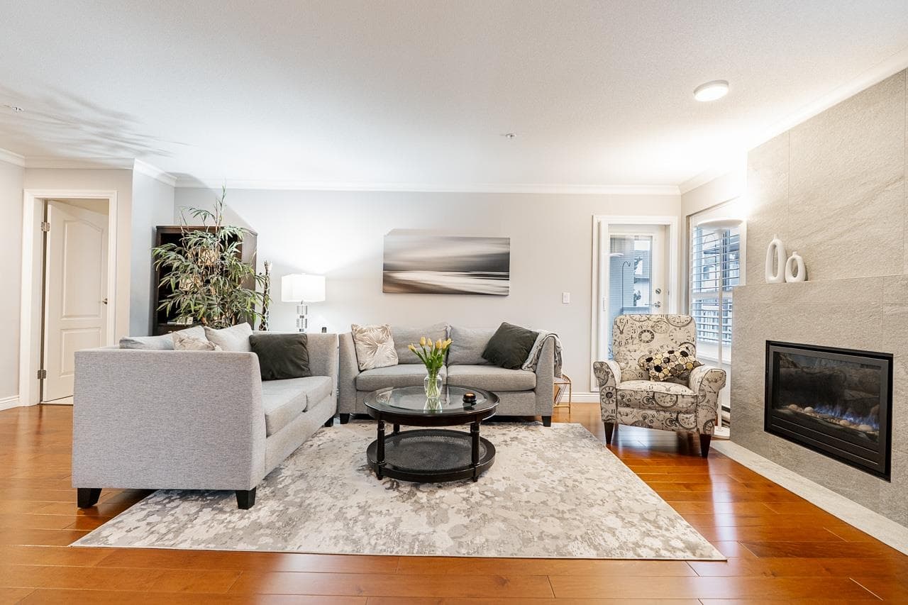 209 - 15272 20 Avenue, Surrey, V4A 2A3 — photo 1