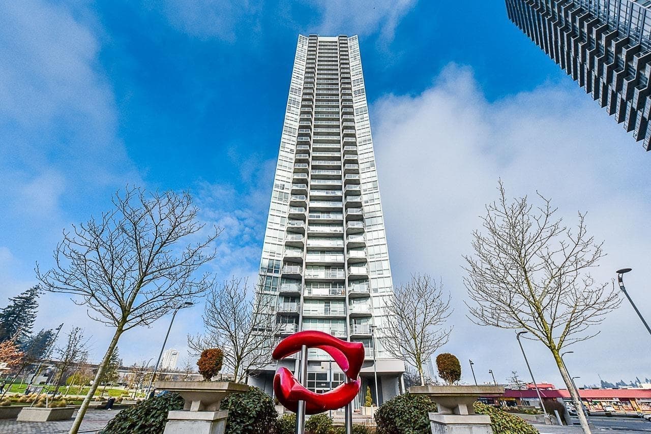 3101 - 13618 100 Avenue, Surrey, V3T 0A8 — photo 1