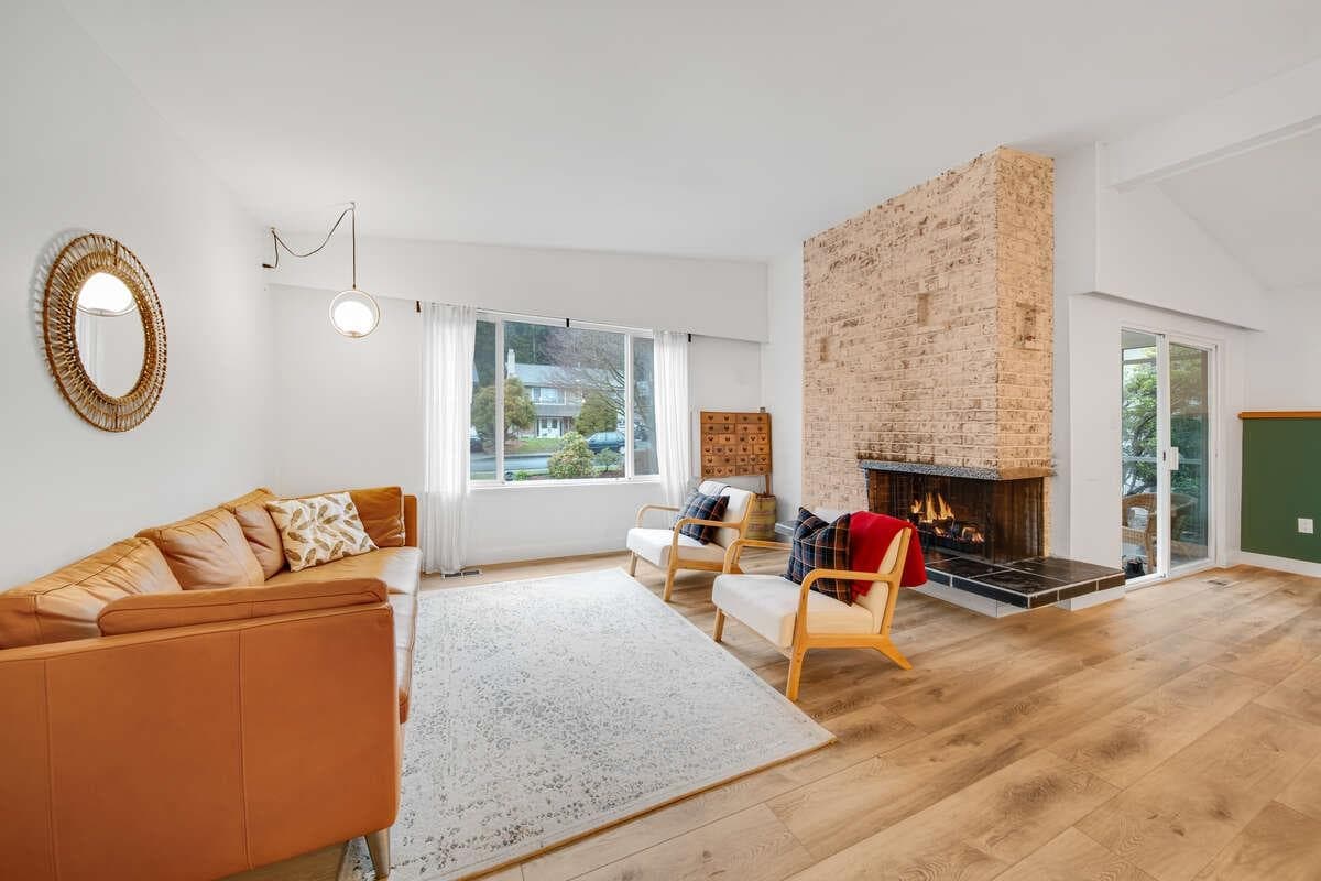 2280 King Albert Avenue, Coquitlam, V3J 1Z5 — photo 3
