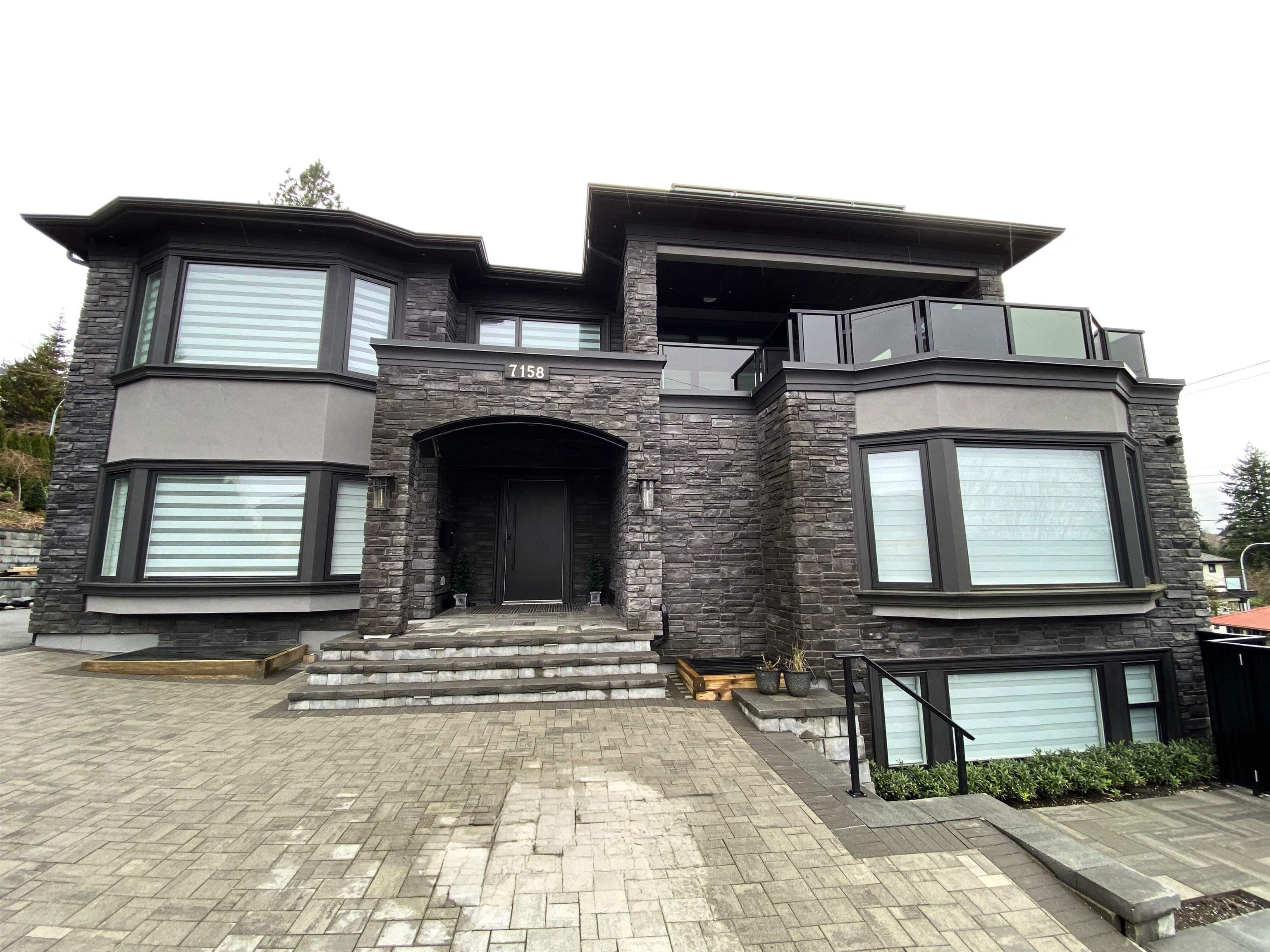 7158 Bayview Drive, Burnaby, V5A 4T3 — photo 1