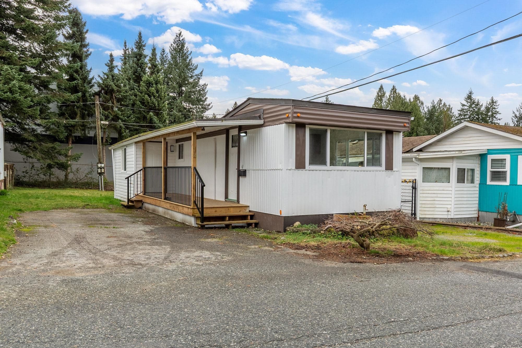 18 - 21163 Lougheed Highway, Maple Ridge