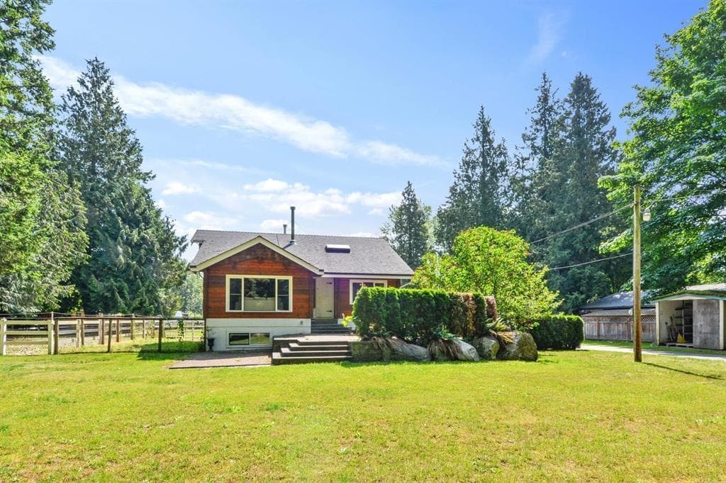 1910 196 Street, Langley, V2Z 2G4 — photo 1