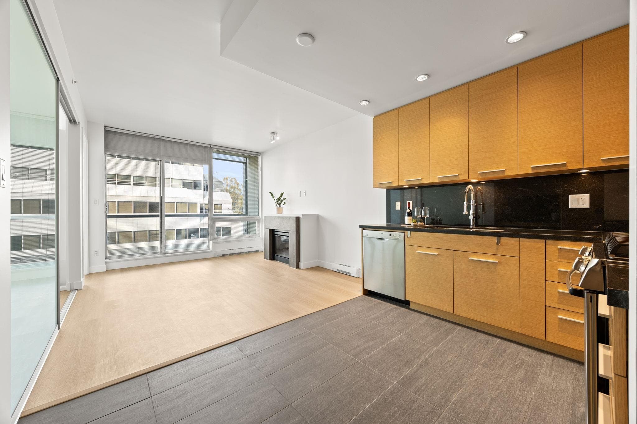 308 - 2528 Maple Street, Vancouver, V6J 0B5 — photo 3