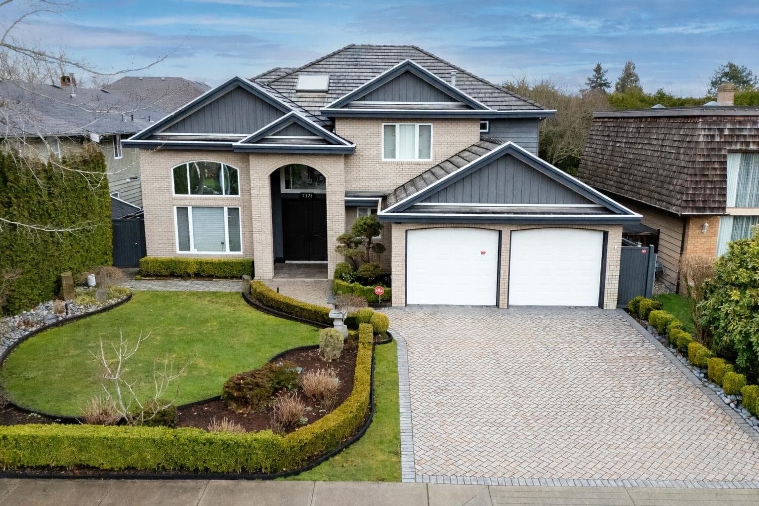 7371 Manning Court, Richmond, V7A 4J3 — photo 2