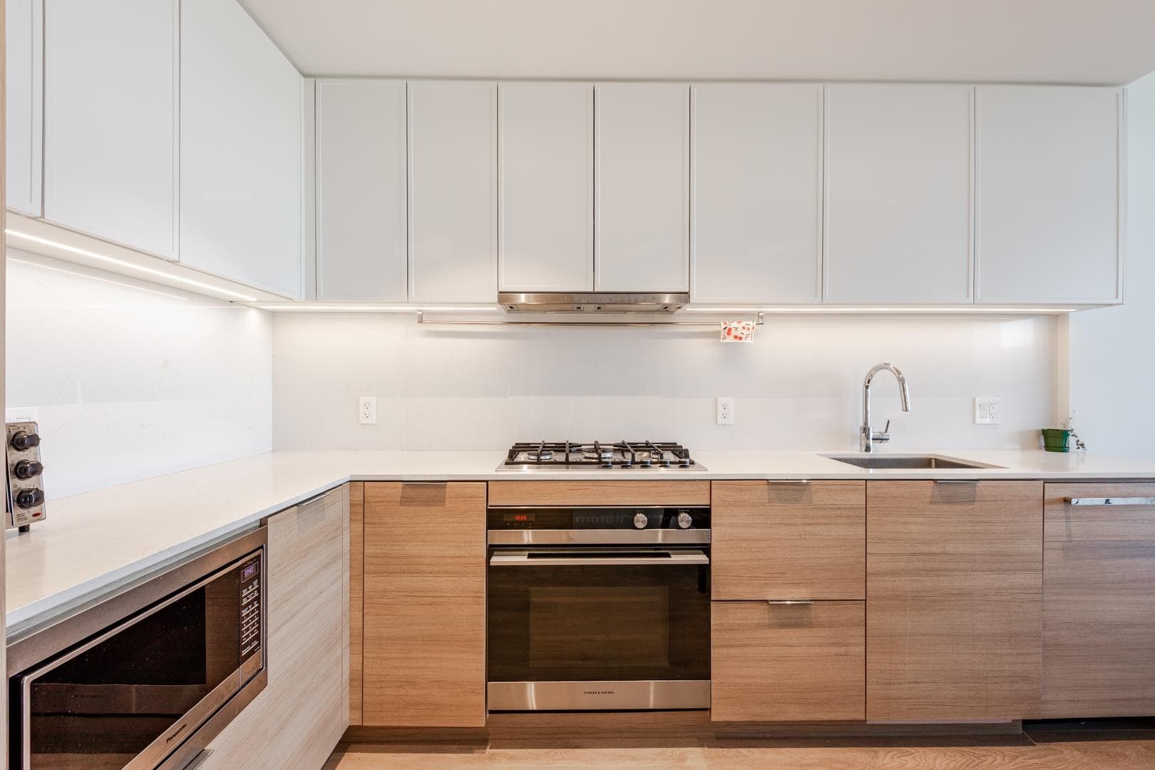 808 - 1045 Austin Avenue, Coquitlam, V3K 0G9 — photo 5