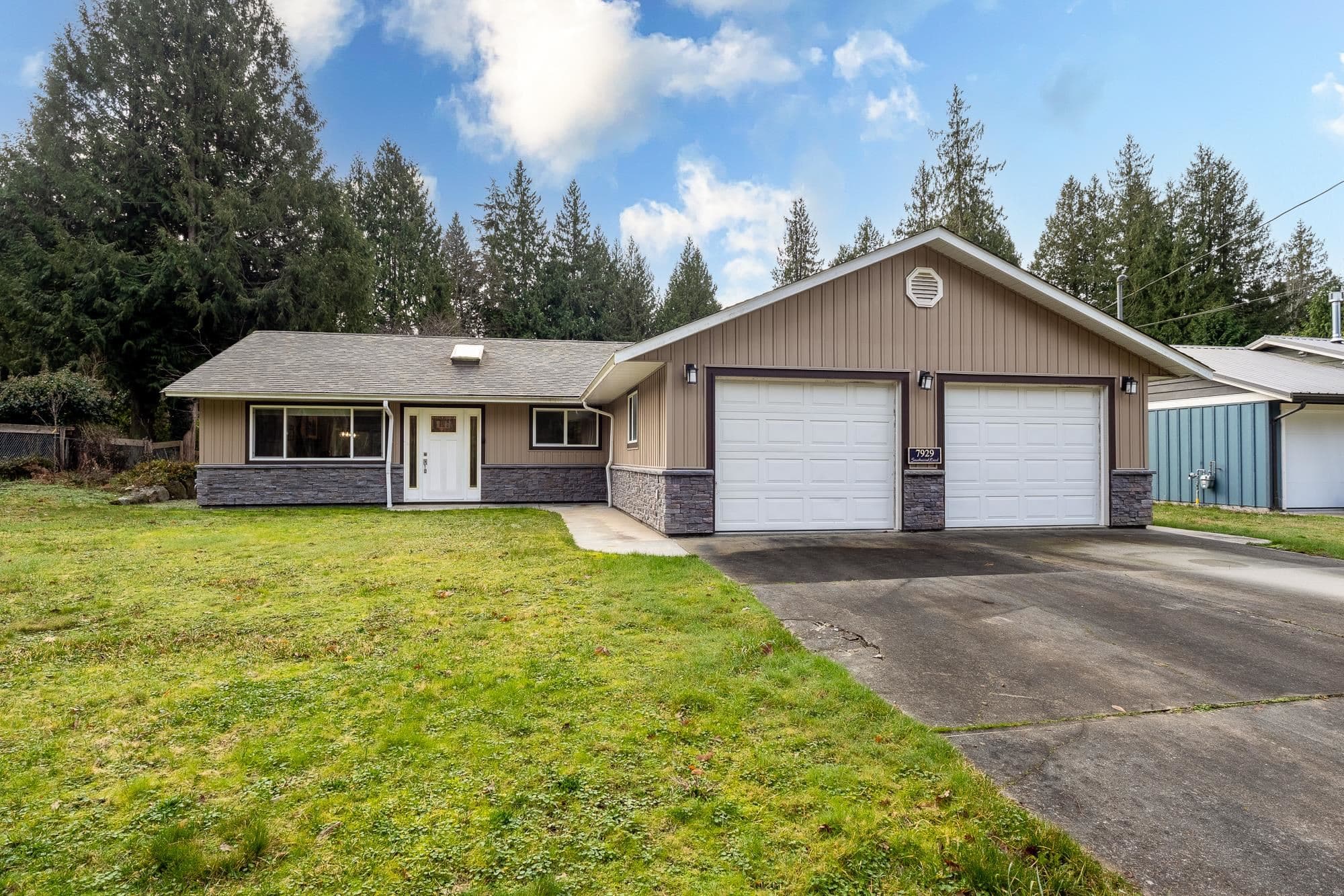 7929 Southwood Road, Halfmoon Bay