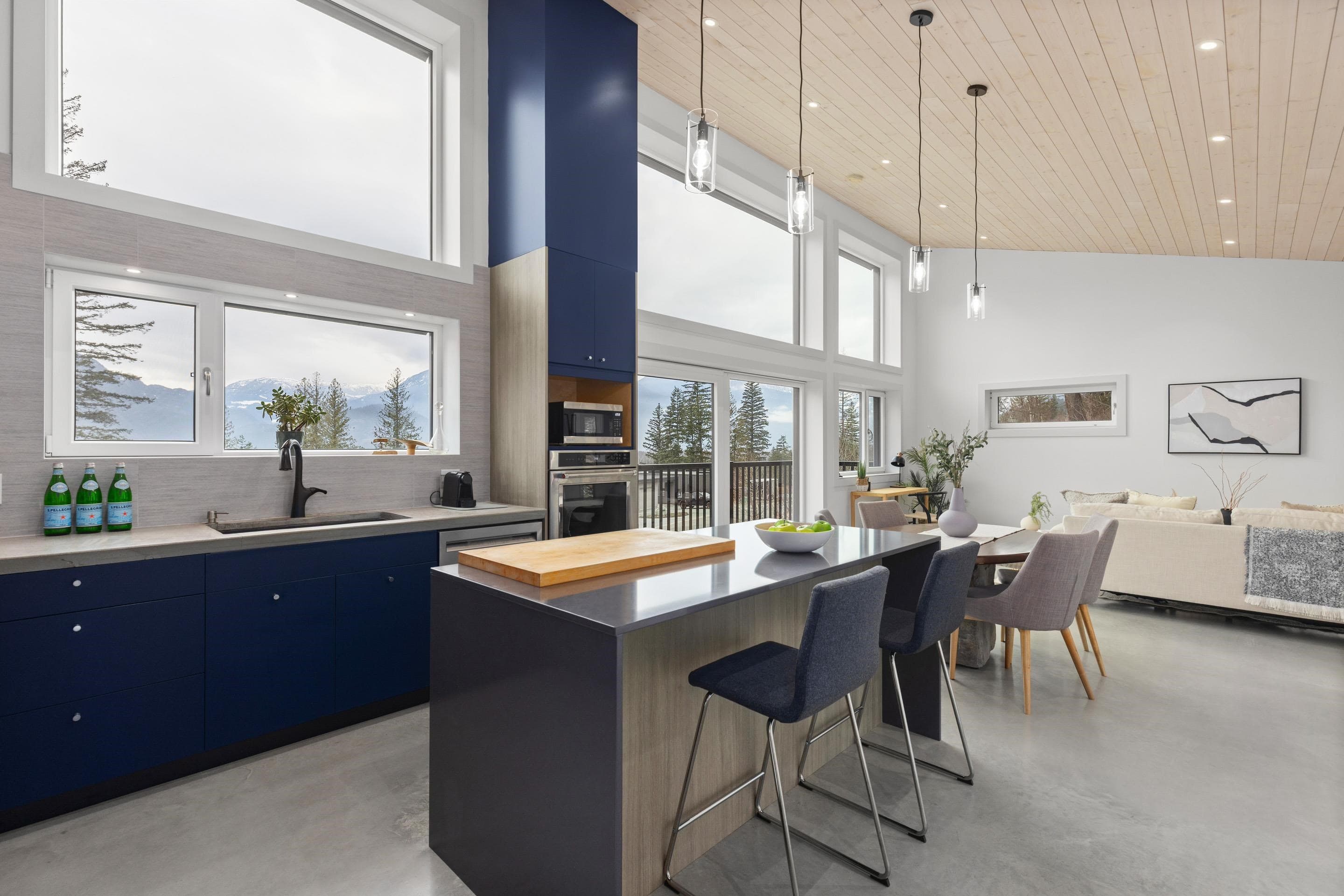 7666 Cerulean Drive, Pemberton, V0N 2L3 — photo 3