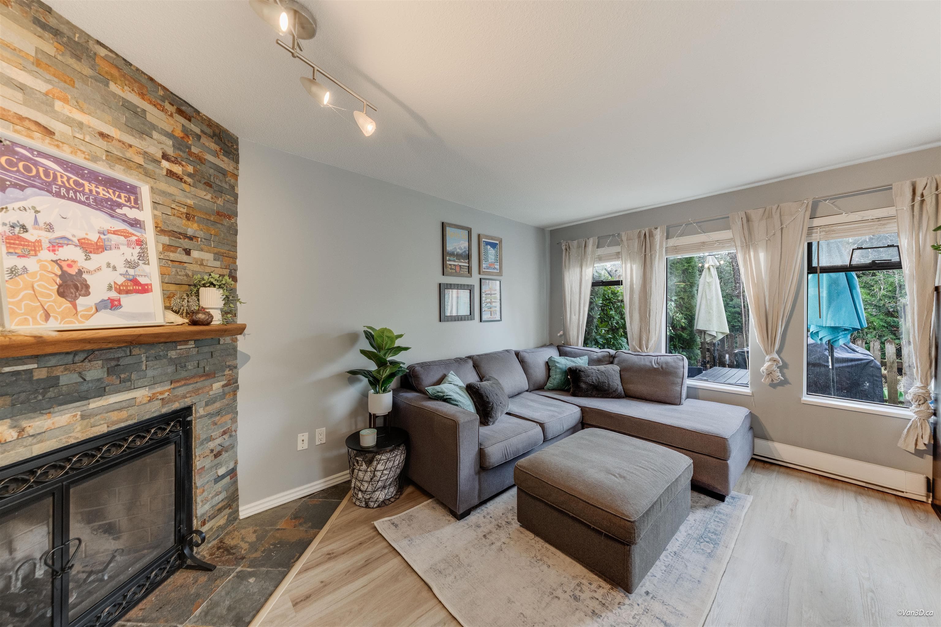 49 - 98 Begin Street, Coquitlam — sold