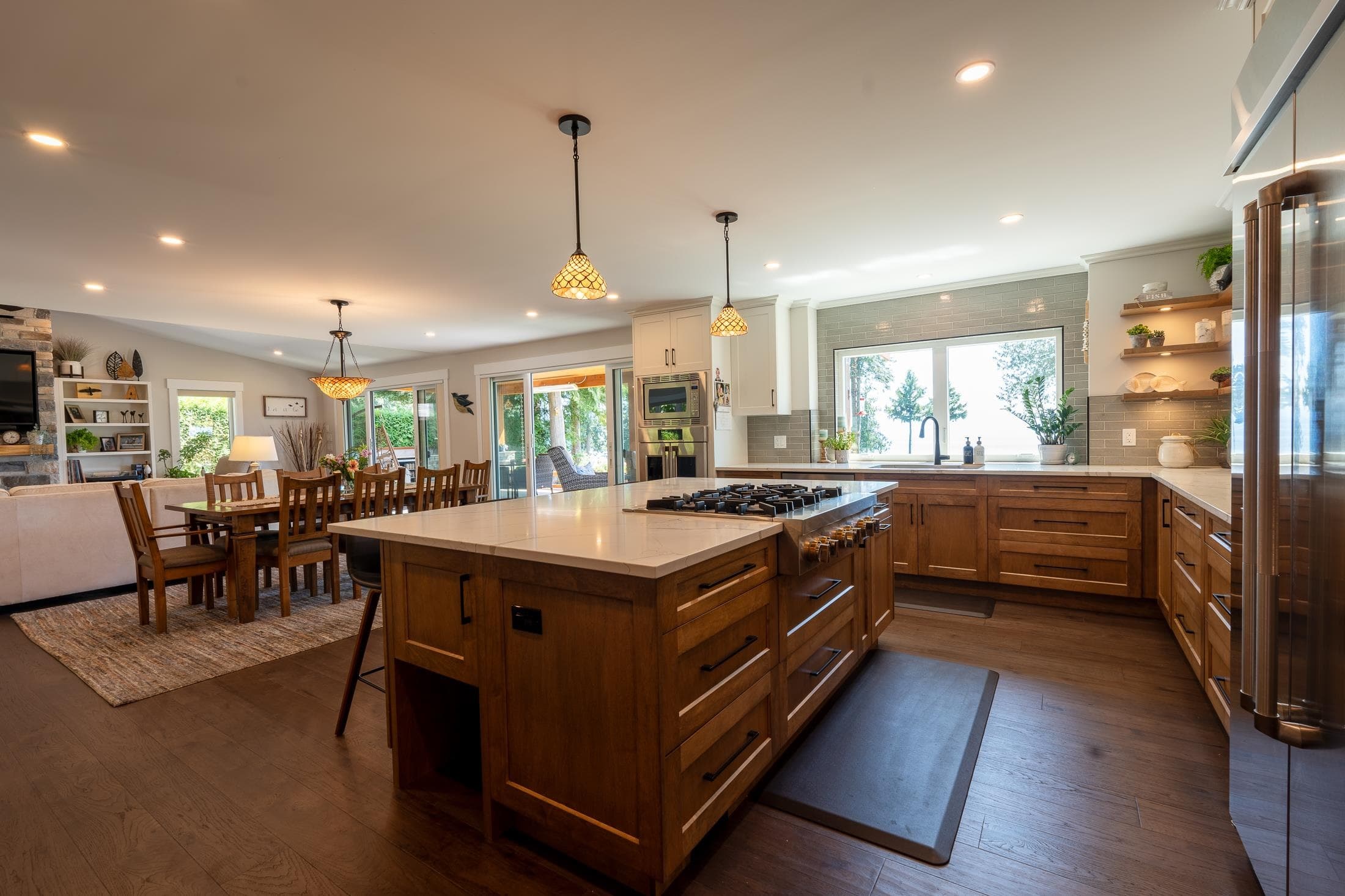 7893 Redrooffs Road, Halfmoon Bay, V7Z 1A4 — photo 5