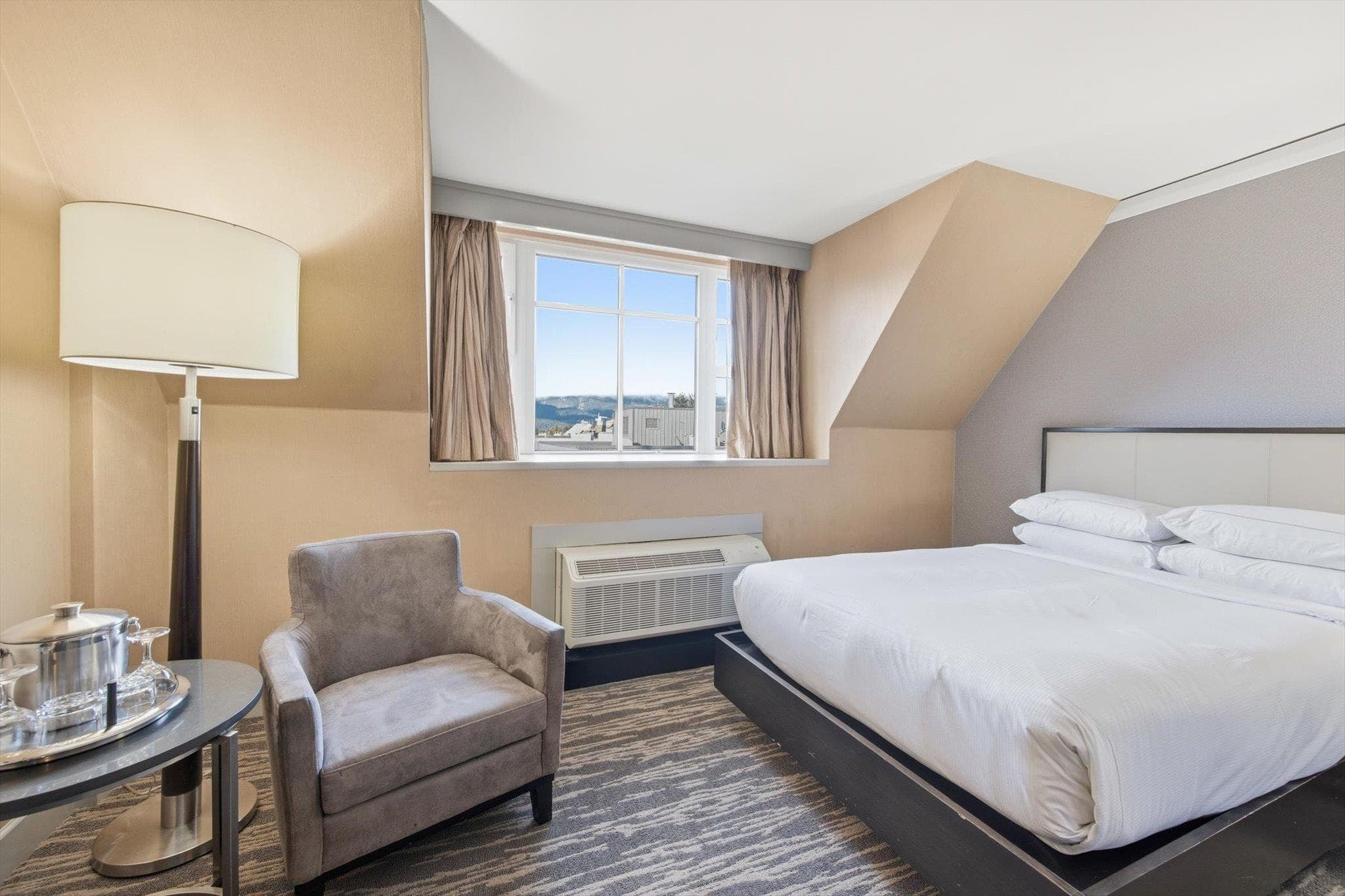 709/711 - 4050 Whistler Way, Whistler, V8E 1H9 — photo 5