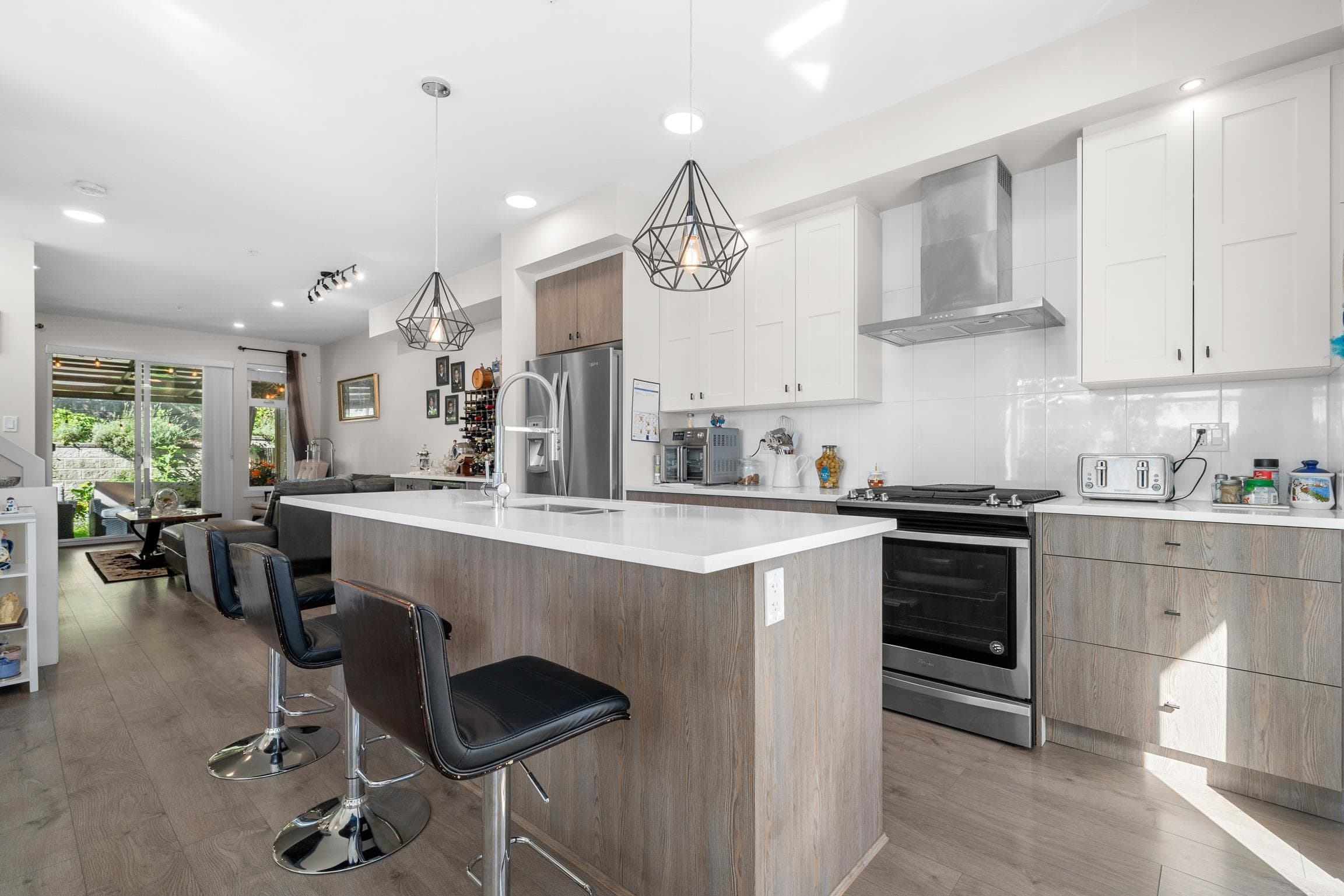 37 - 24108 104 Avenue, Maple Ridge, V2W 0J5 — photo 2