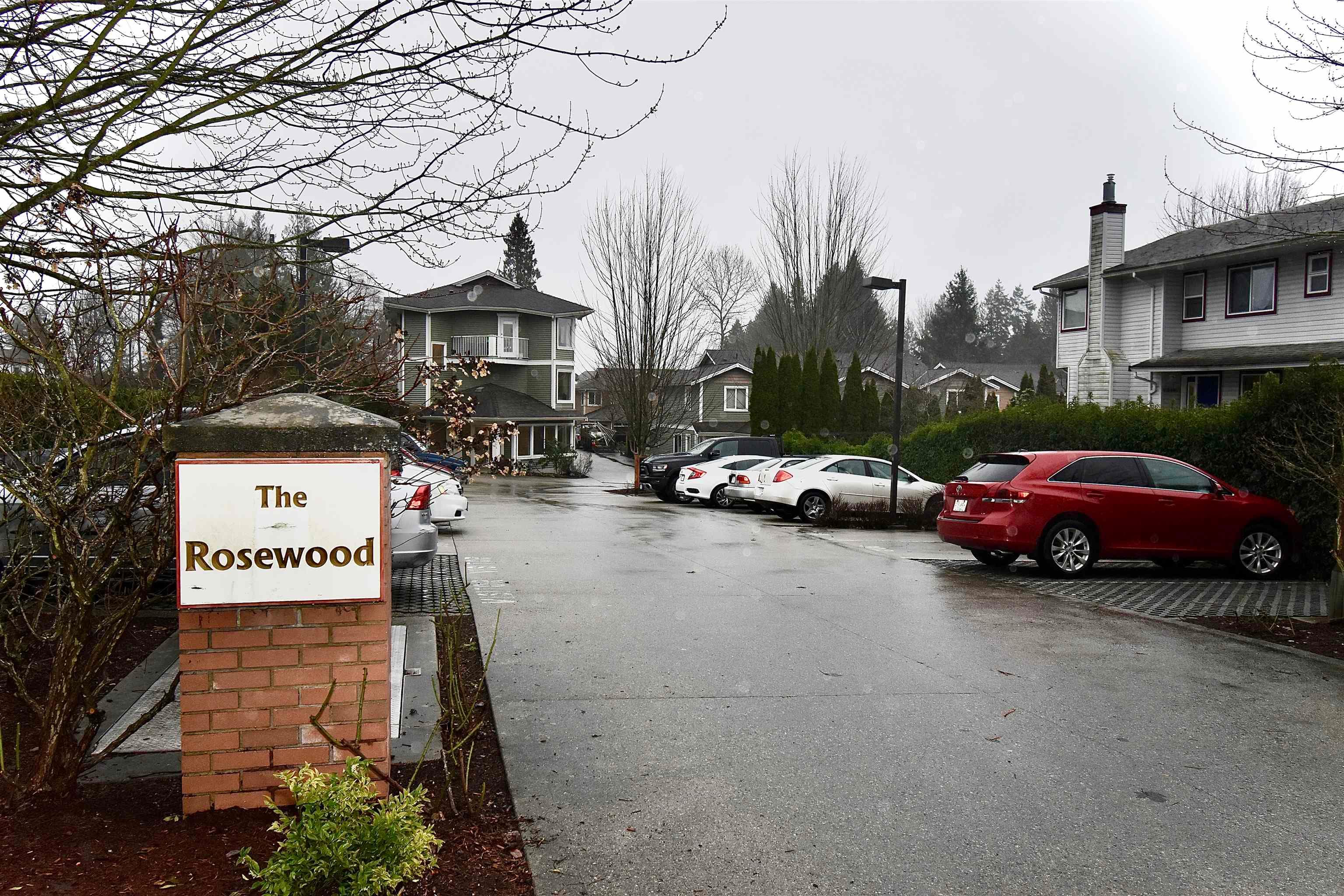 16 - 624 Shaw Road, Gibsons, V0N 1V8 — photo 1
