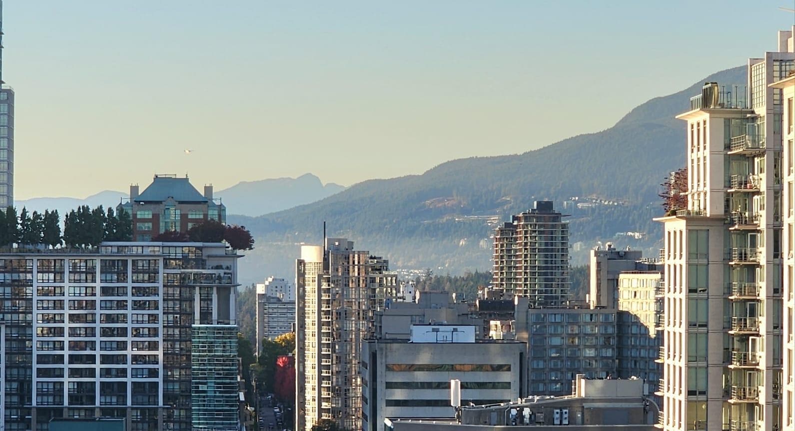 3107 - 909 Mainland Street, Vancouver