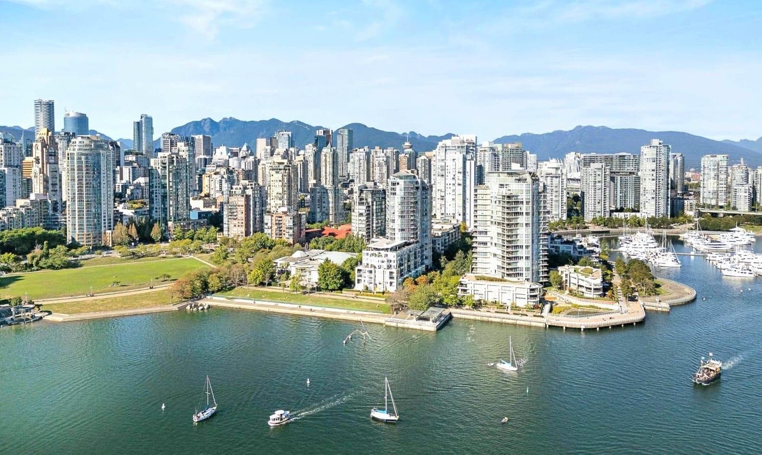 1383 Marinaside Crescent, Vancouver, V6Z 2W9 — photo 2