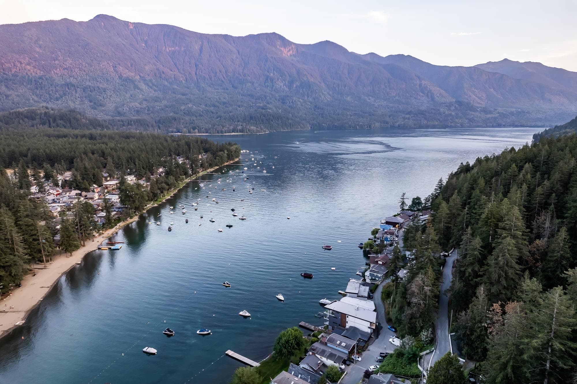 36 Lakeshore Drive, Cultus Lake, V2R 5A1 — photo 1