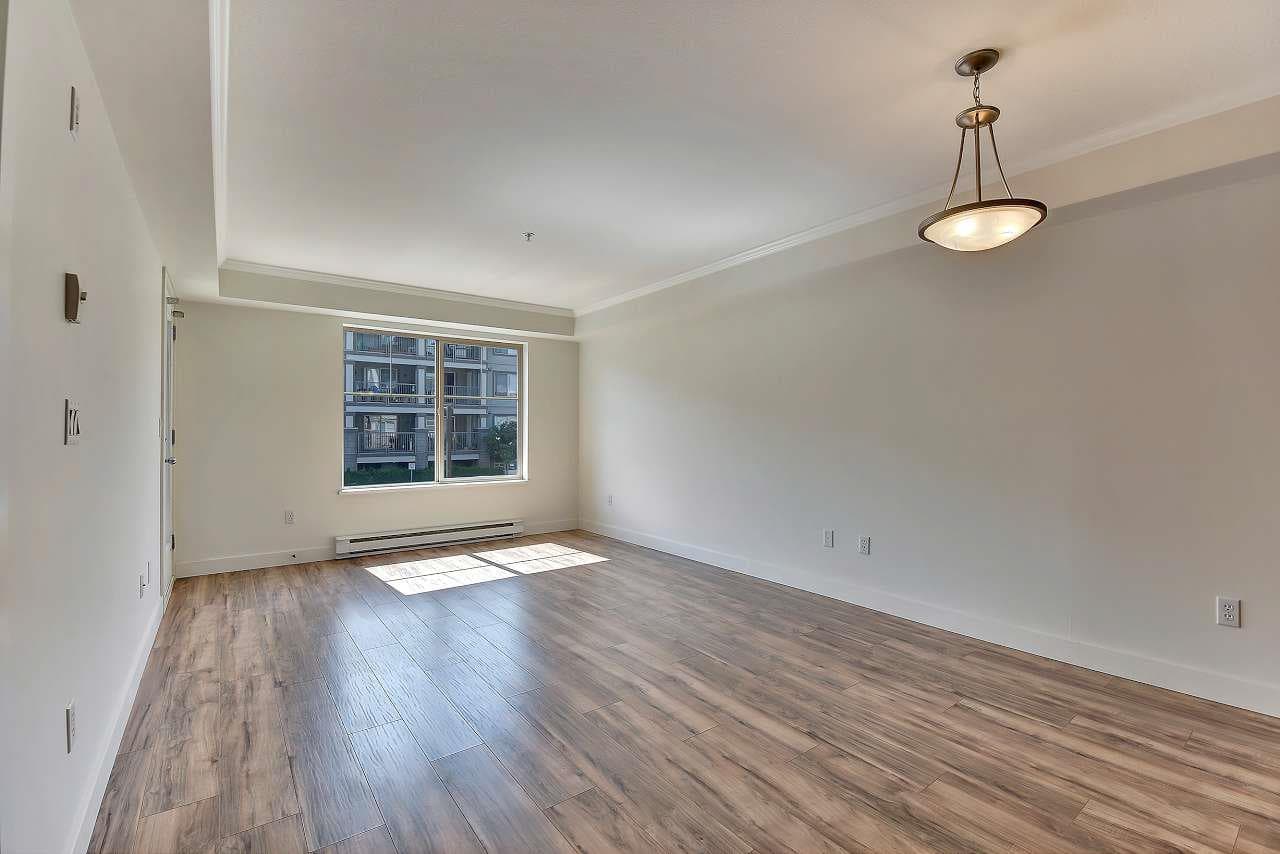 214 - 45567 Yale Road, Chilliwack, V2P 0B2 — photo 4