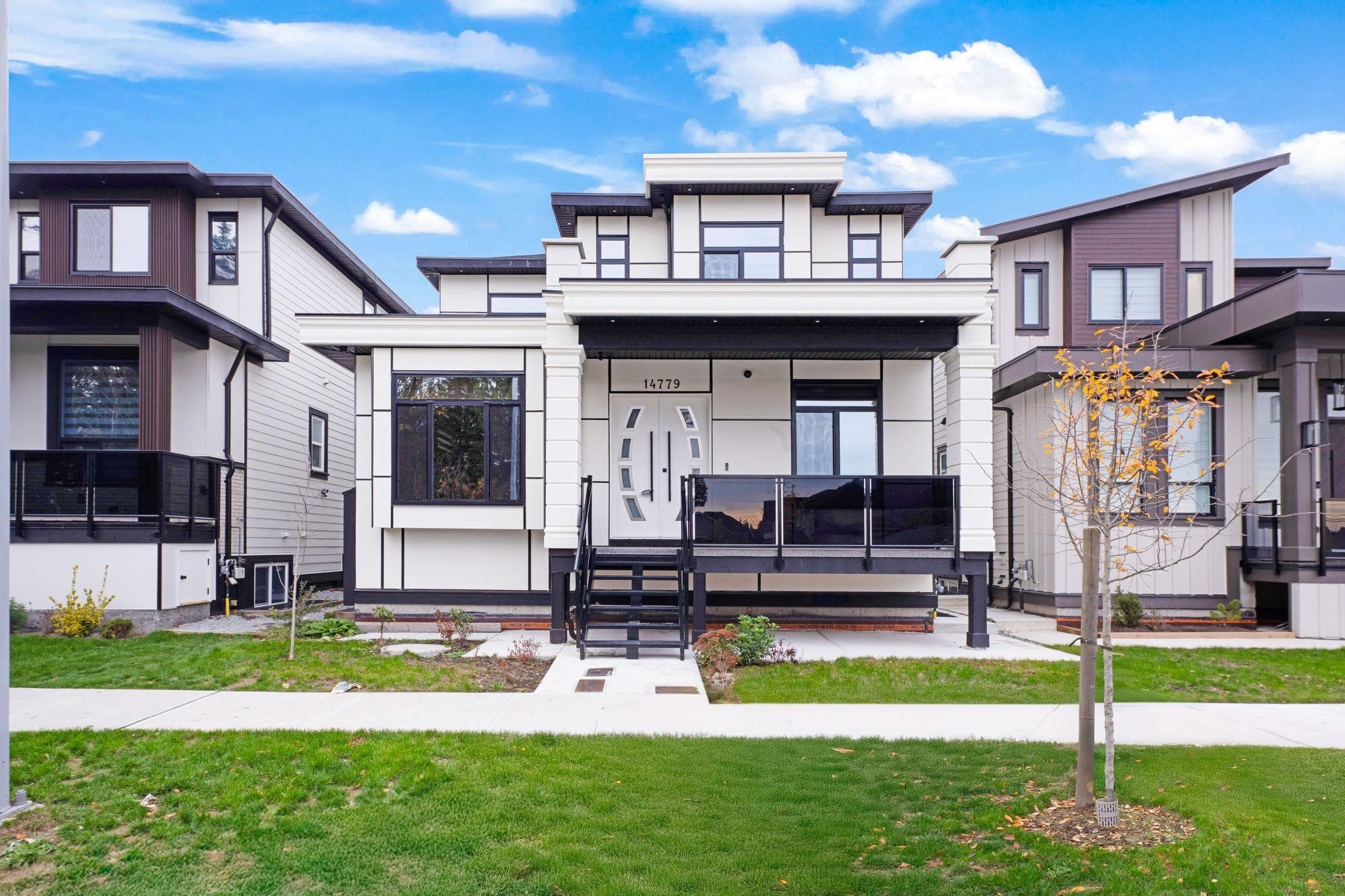 14779 68a Avenue, Surrey — sold