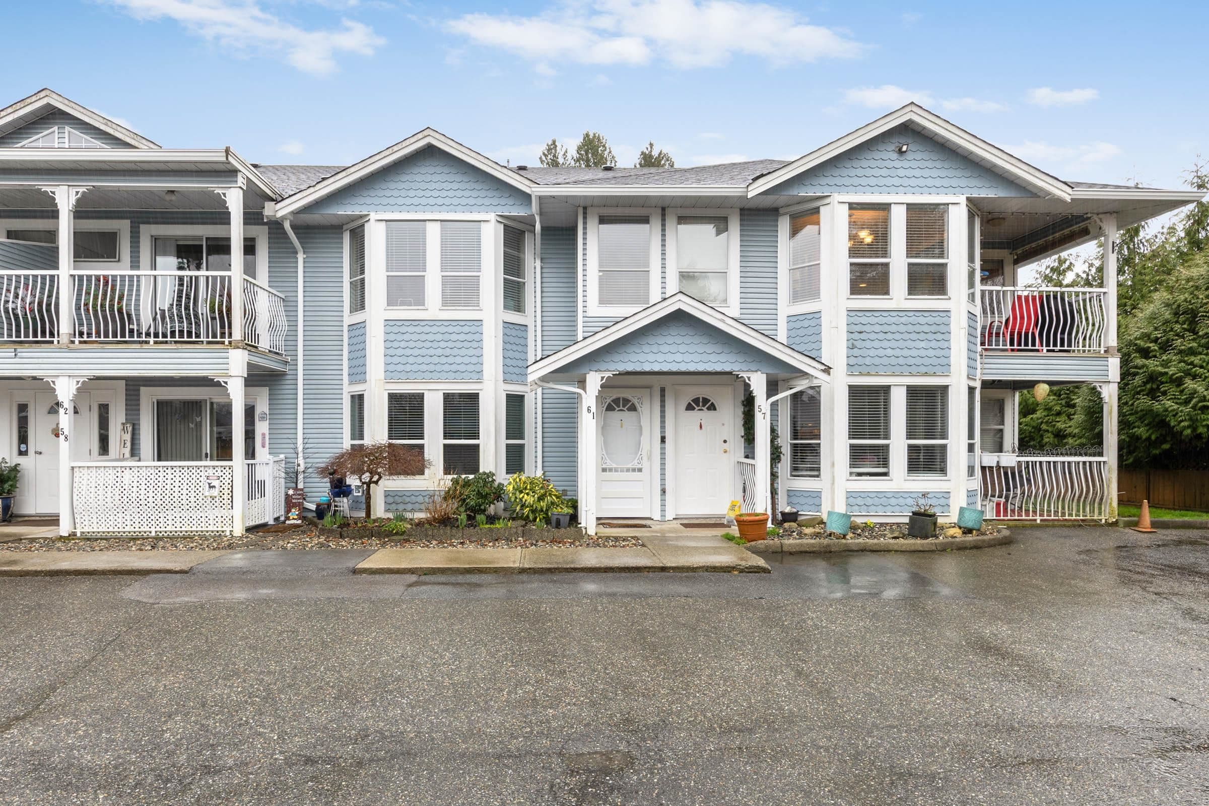 61 - 20554 118th Avenue, Maple Ridge, V2X 0S3 — photo 1