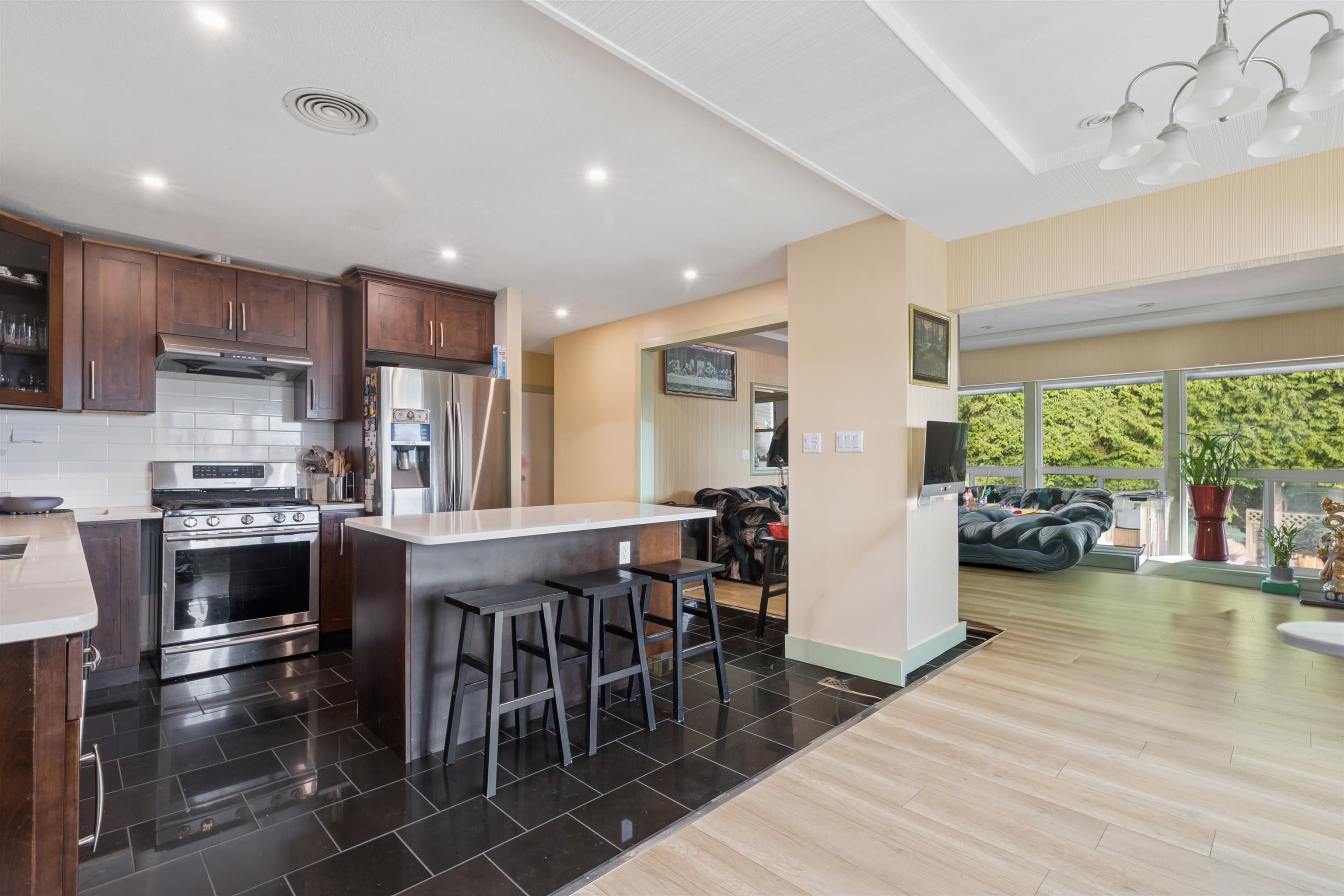 16388 88 Avenue, Surrey, V4N 1B6 — photo 5