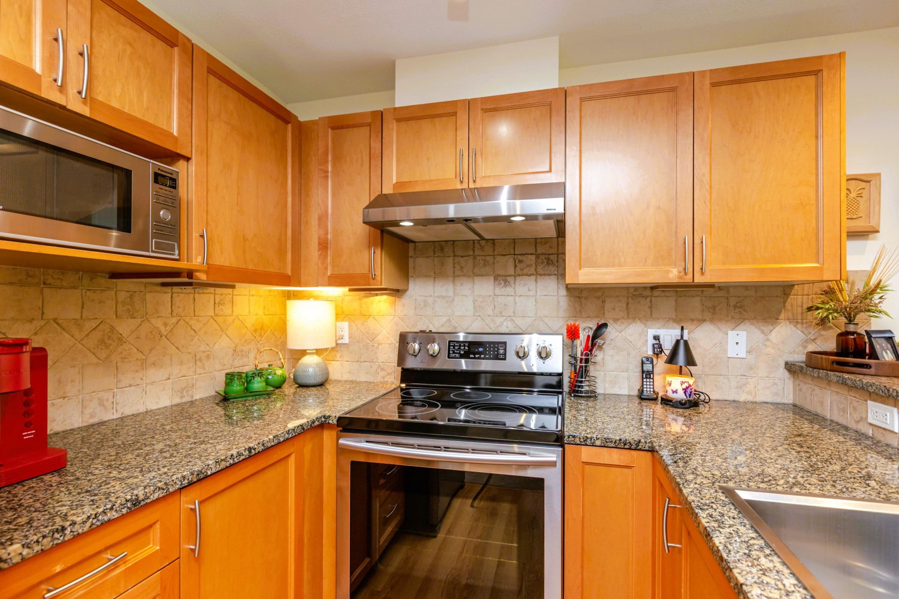 310 - 15188 22 Avenue, Surrey, V4A 9T4 — photo 5