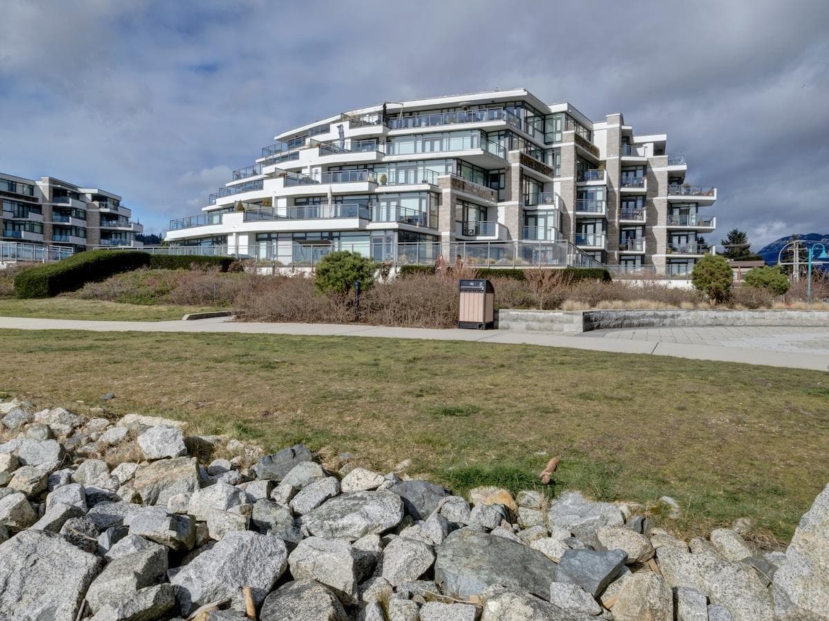 206 - 5665 Teredo Street, Sechelt, V7Z 0J2 — photo 5
