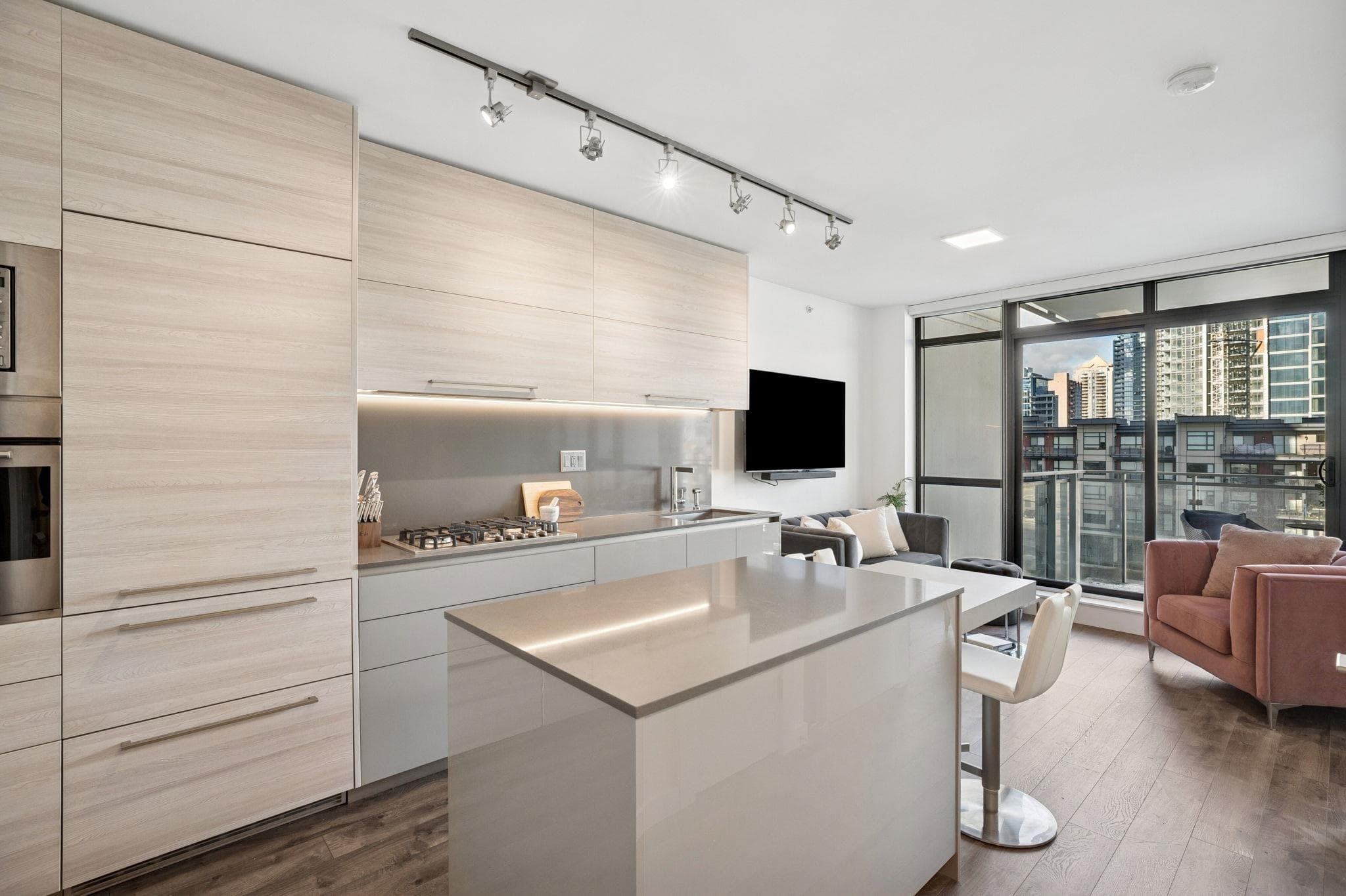 802 - 4488 Juneau Street, Burnaby, V5C 0M4 — photo 3