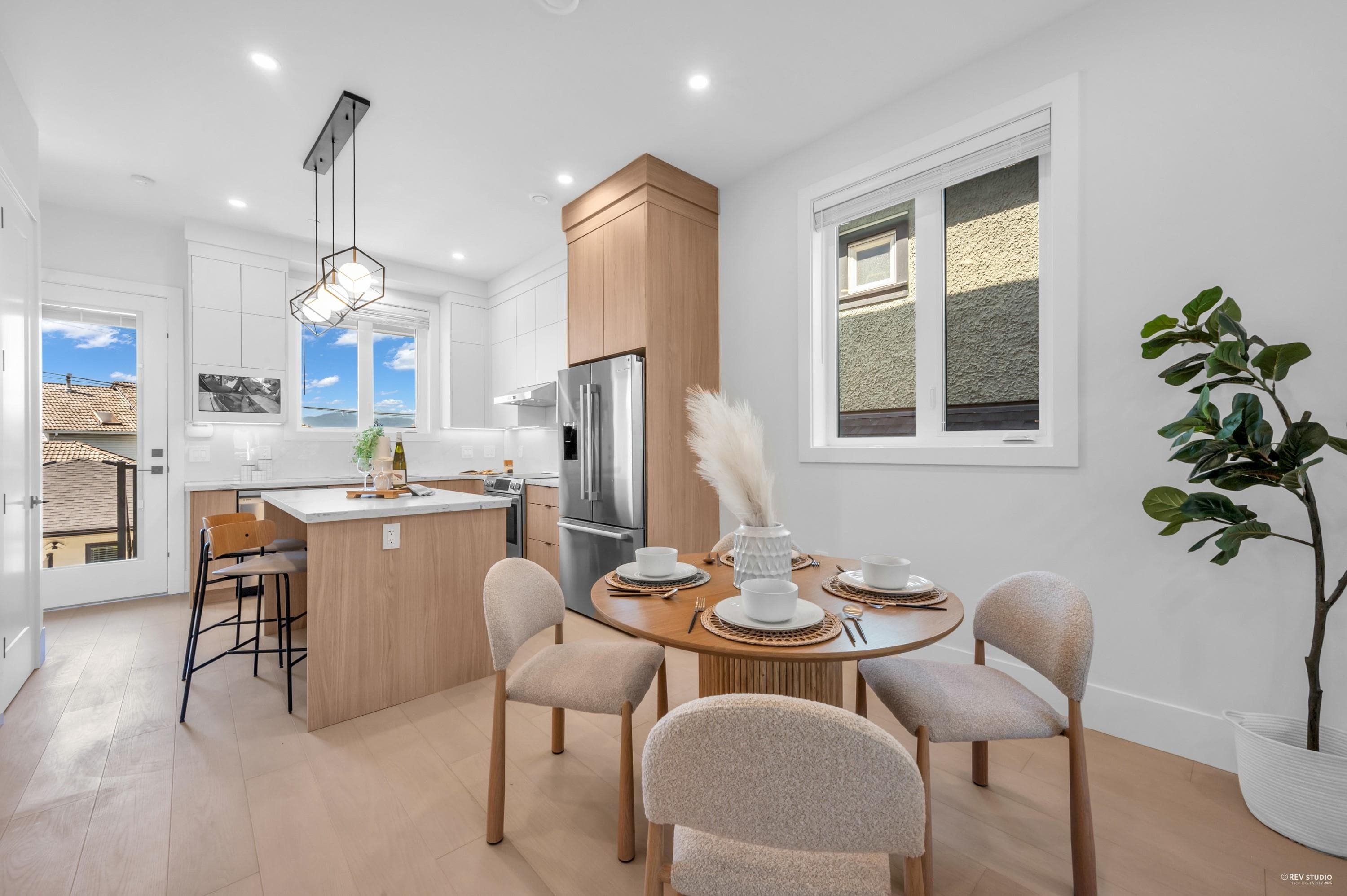 3415 Seaforth Drive, Vancouver, V5M 4C6 — photo 4