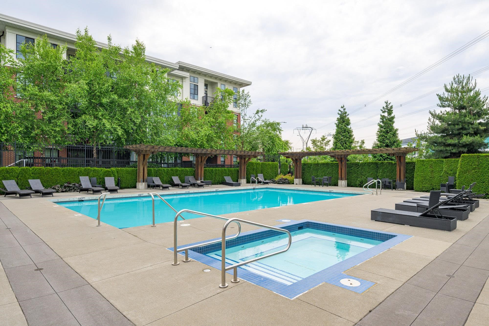 314 - 3323 151 Street, Surrey