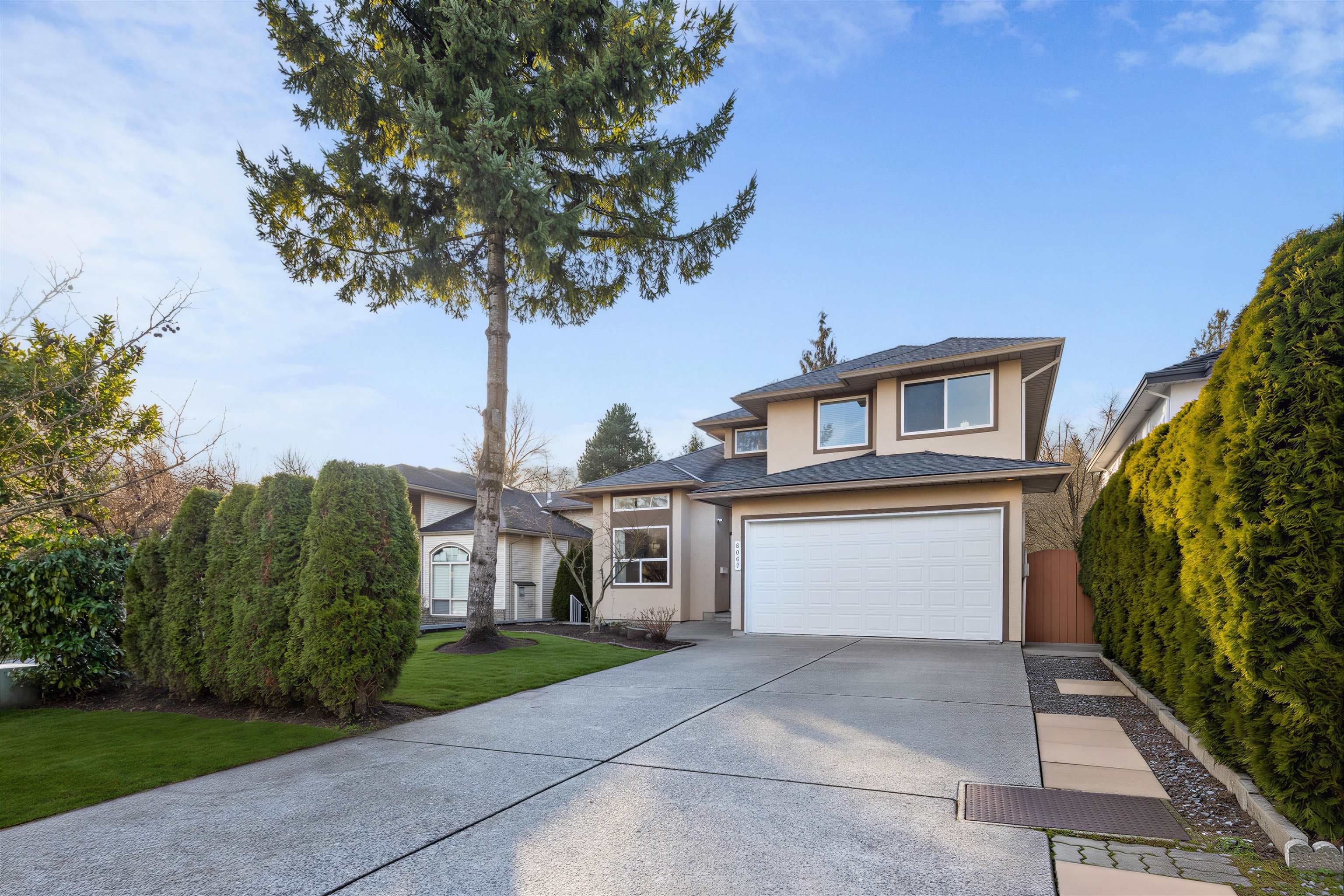 8067 162b Street, Surrey, V4N 0J7 — photo 2